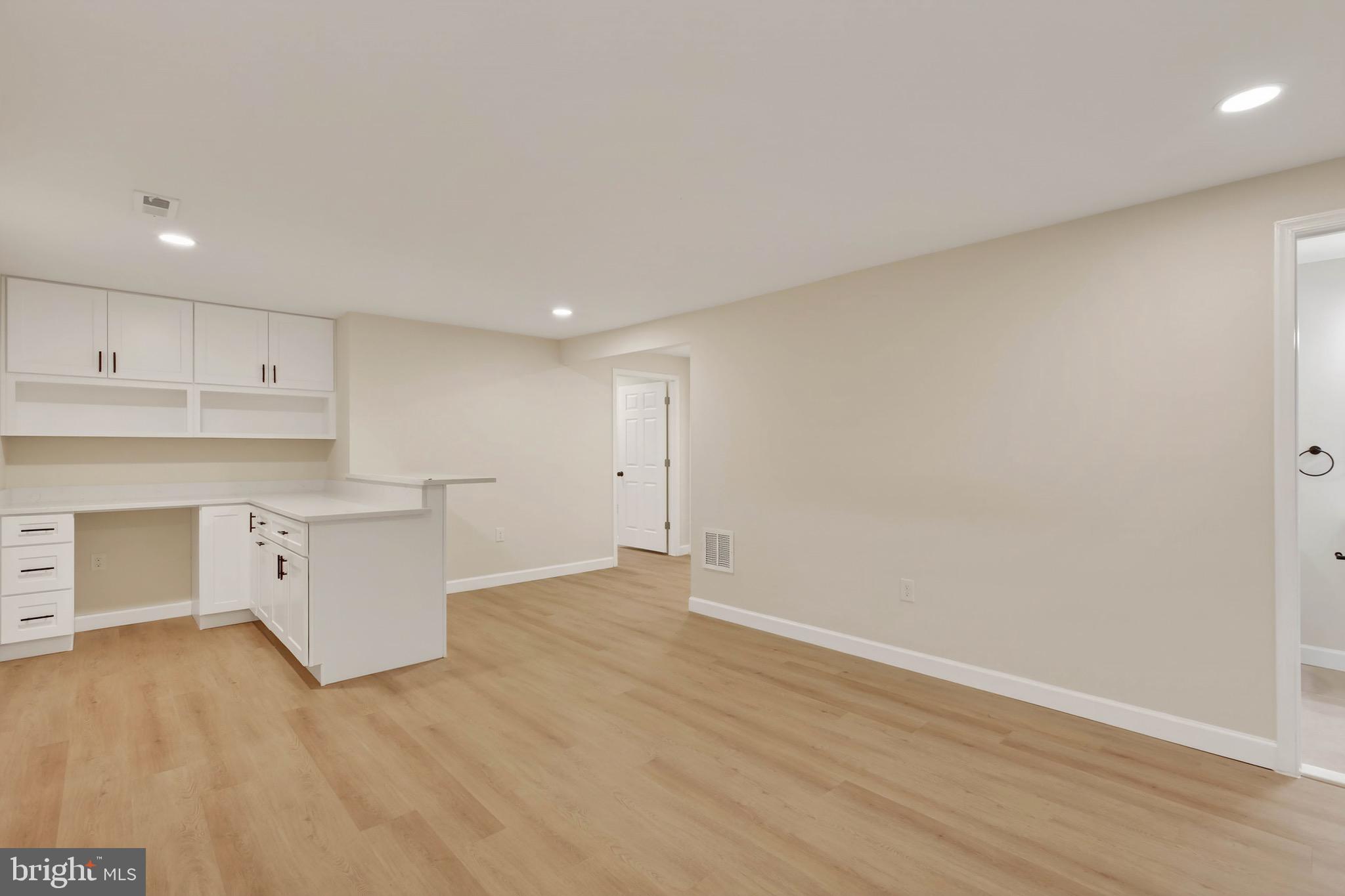 POTOMAC RIDGE - Residential