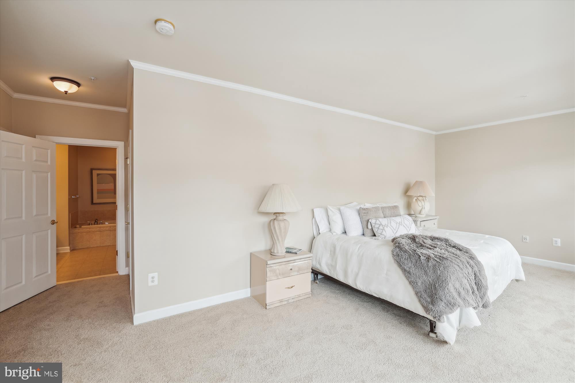 KING FARM BAILEYS COMMON - Residential