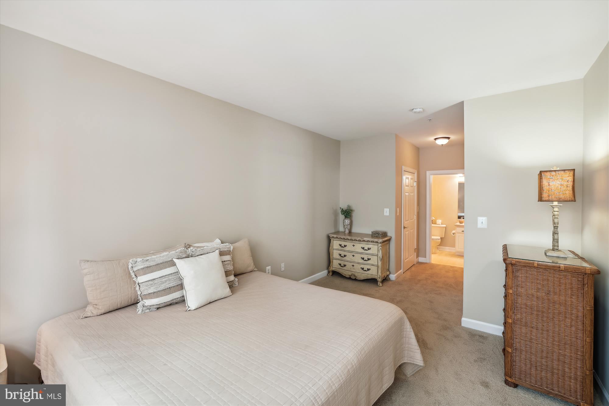 KING FARM BAILEYS COMMON - Residential