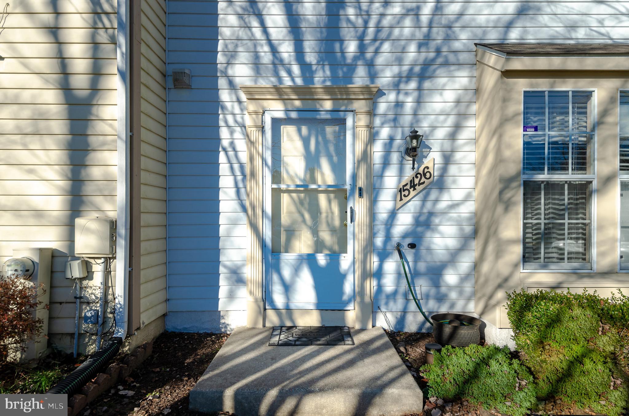 OAK POND - Residential