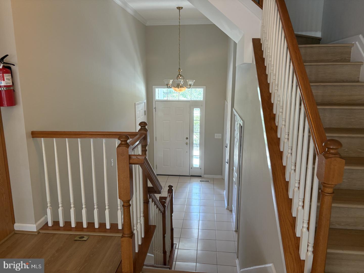 10 WINDWARD DRIVE