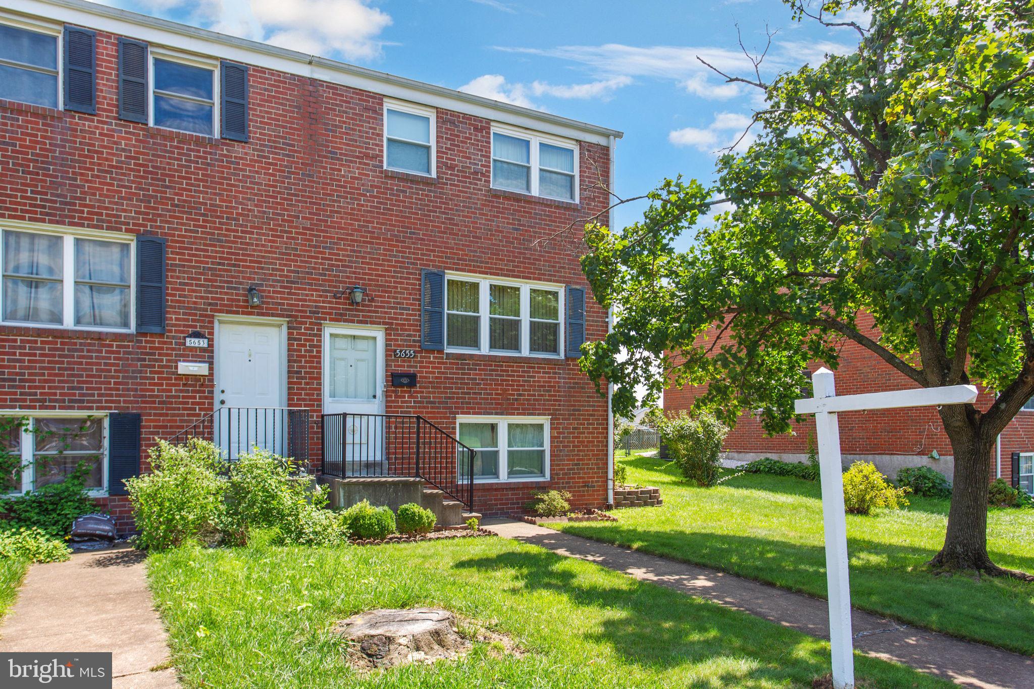 HUNTSMOOR VILLAGE NORTH - Residential