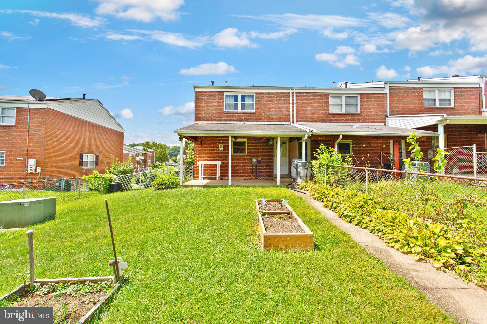 HUNTSMOOR VILLAGE NORTH - Residential