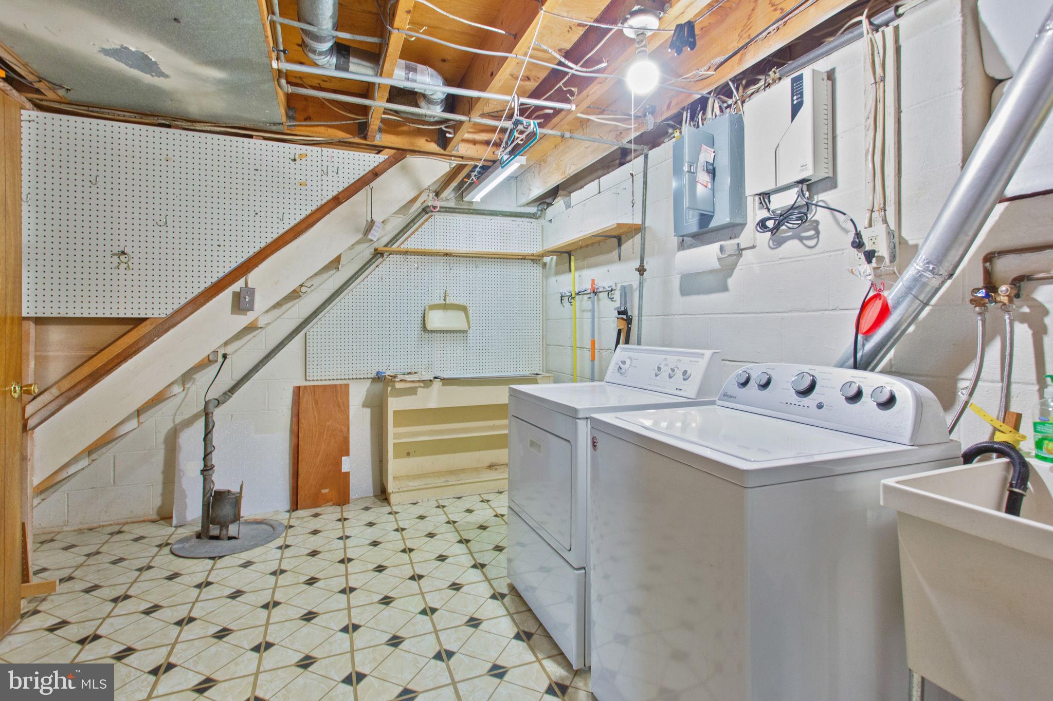 HUNTSMOOR VILLAGE NORTH - Residential