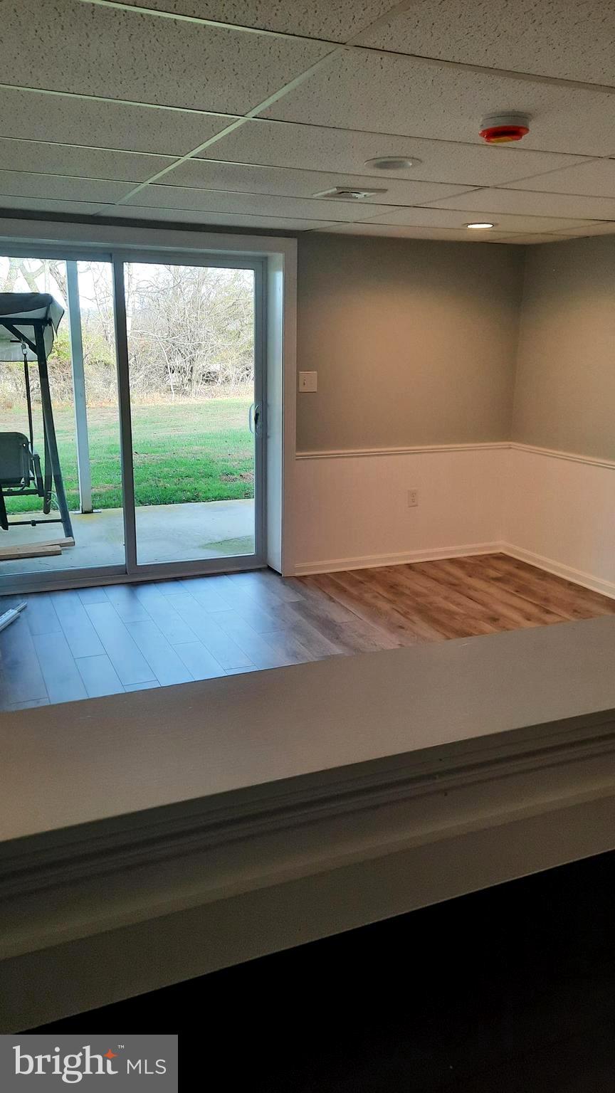 COLONIAL VIEW - Residential Lease