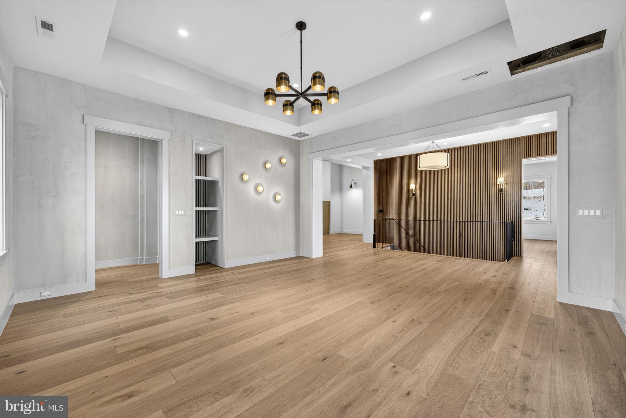 RESIDENCES AT SALAMANDER - Residential