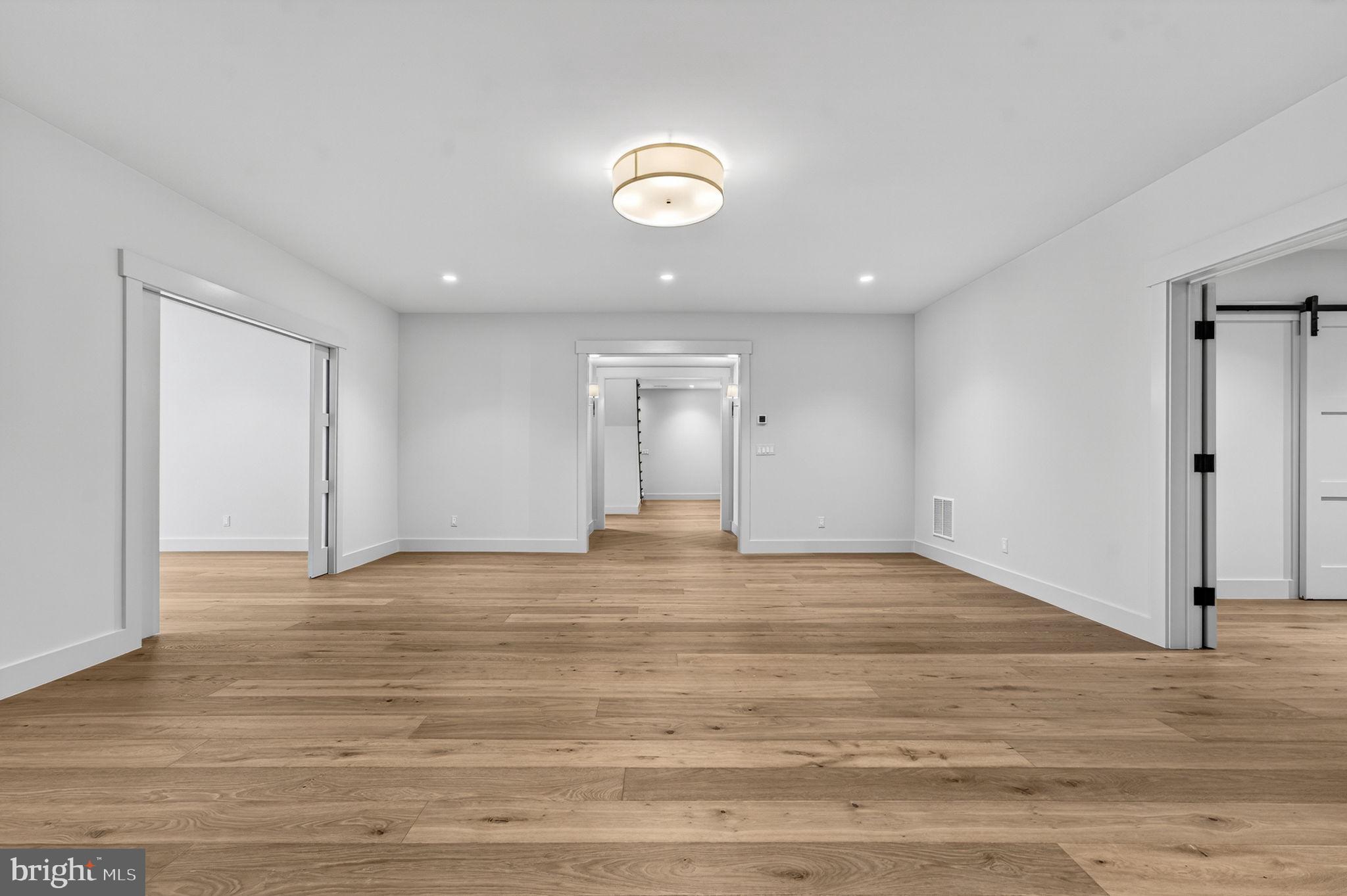 RESIDENCES AT SALAMANDER - Residential