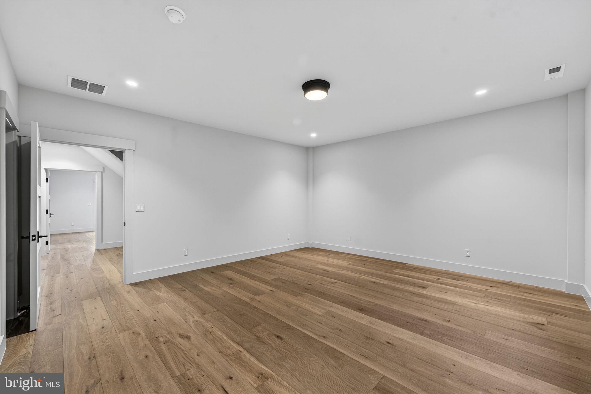 RESIDENCES AT SALAMANDER - Residential