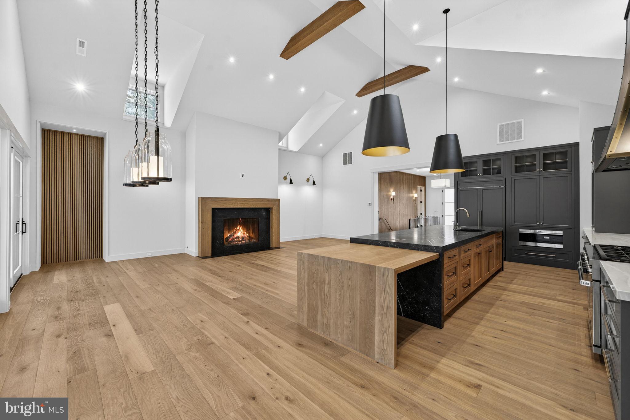 RESIDENCES AT SALAMANDER - Residential