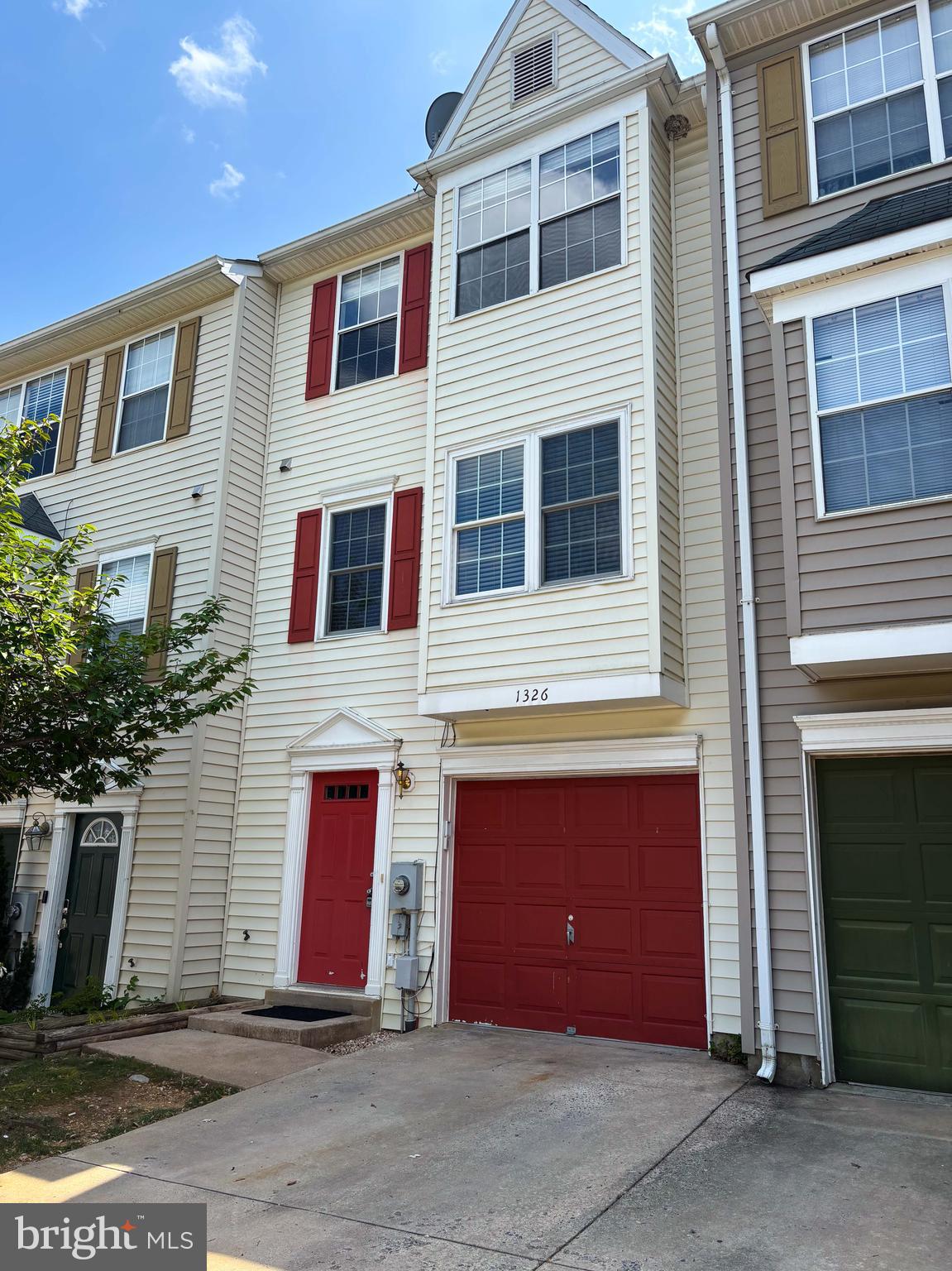 Welcome to this beautifully renovated , recently painted, 3 level townhouse with 4 Bedrooms , 2.5 Bathrooms and attached garage. Spacious, open floorplan featuring hardwood floors and large rooms filled with natural light. Fully renovated kitchen featuring elegant granite countertops, updated cabinets and modern appliances, creating a functional space for all your culinary needs.
Step outside to a peaceful large deck from the kitchen, perfect for outdoor relaxation and entertaining guests. This property features a new HVAC system, and a new water heater. This townhouse is in a great location with access to major highways for an easy commute.