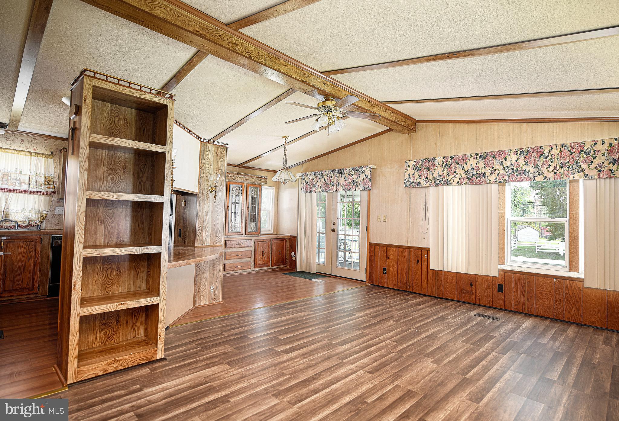 107 LARIAT ROAD