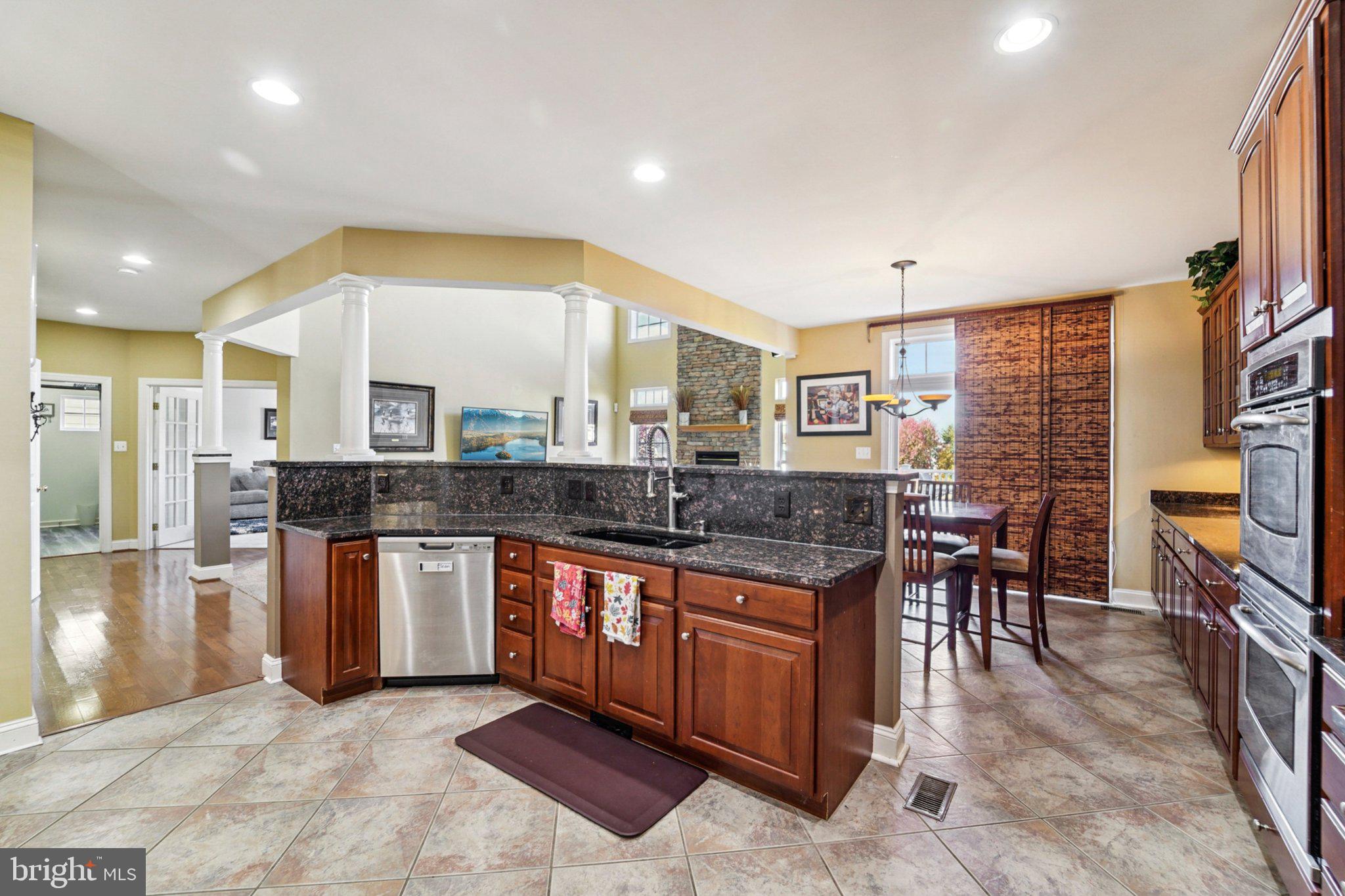 VILLAGES OF URBANA - Residential