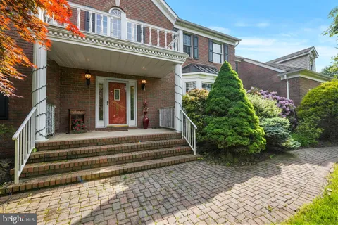 301 Berkley Avenue, Belle Mead, NJ MLS: NJSO2004794