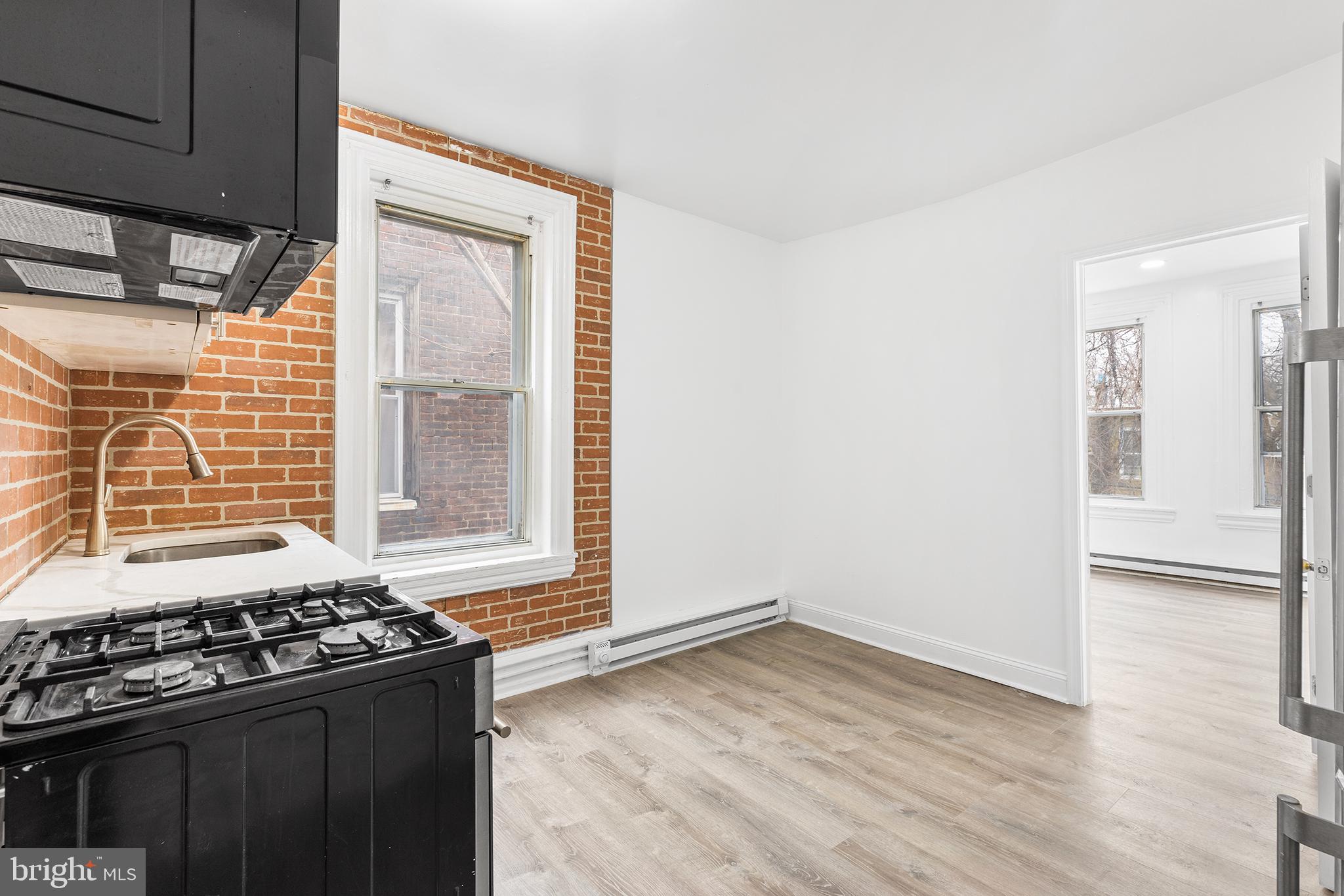 PHILADELPHIA (NORTH) - Residential Lease