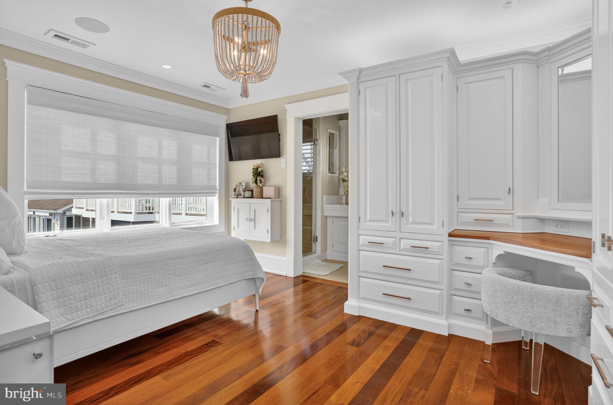 SEAPOINTE - Residential