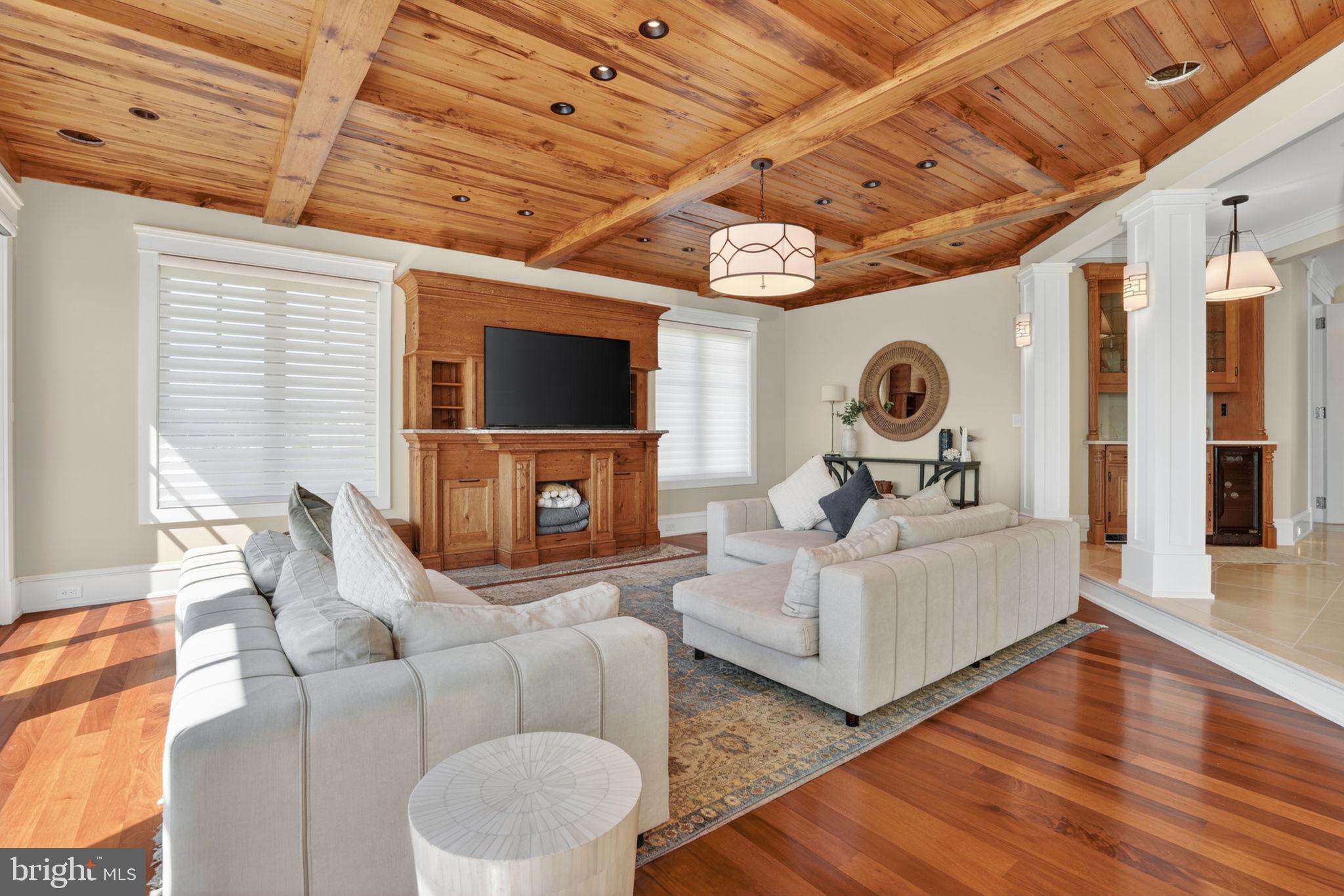 SEAPOINTE - Residential