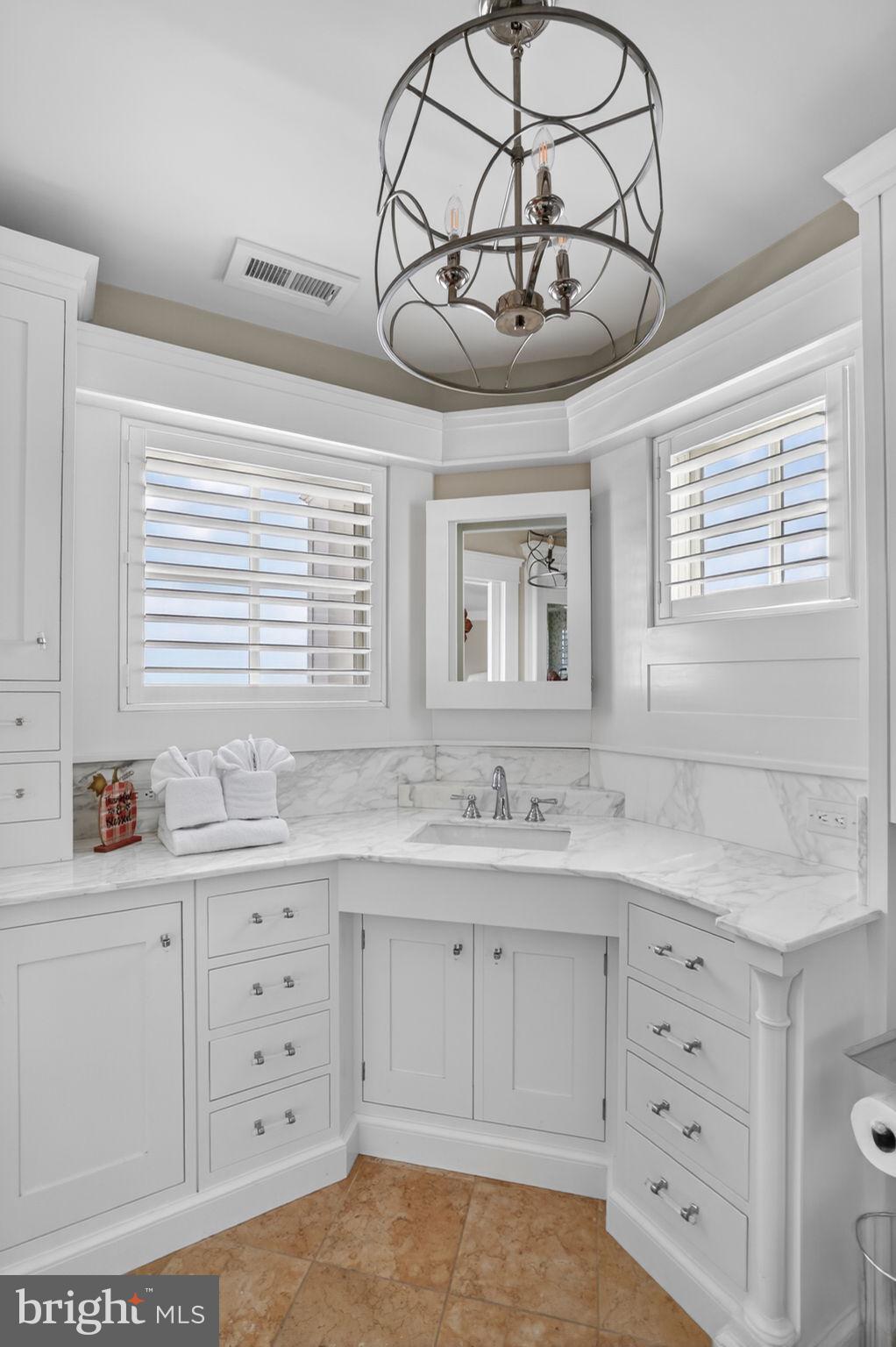 SEAPOINTE - Residential