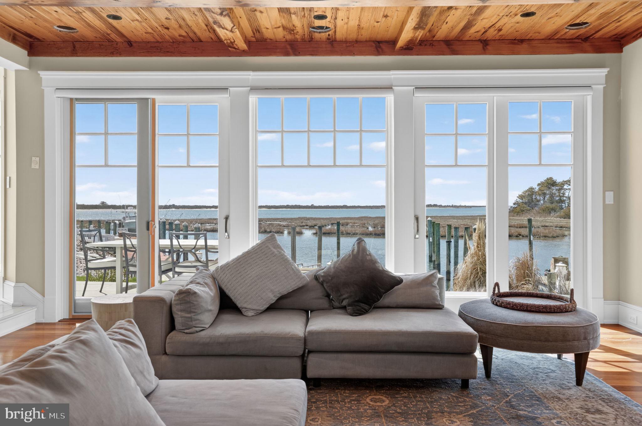 SEAPOINTE - Residential