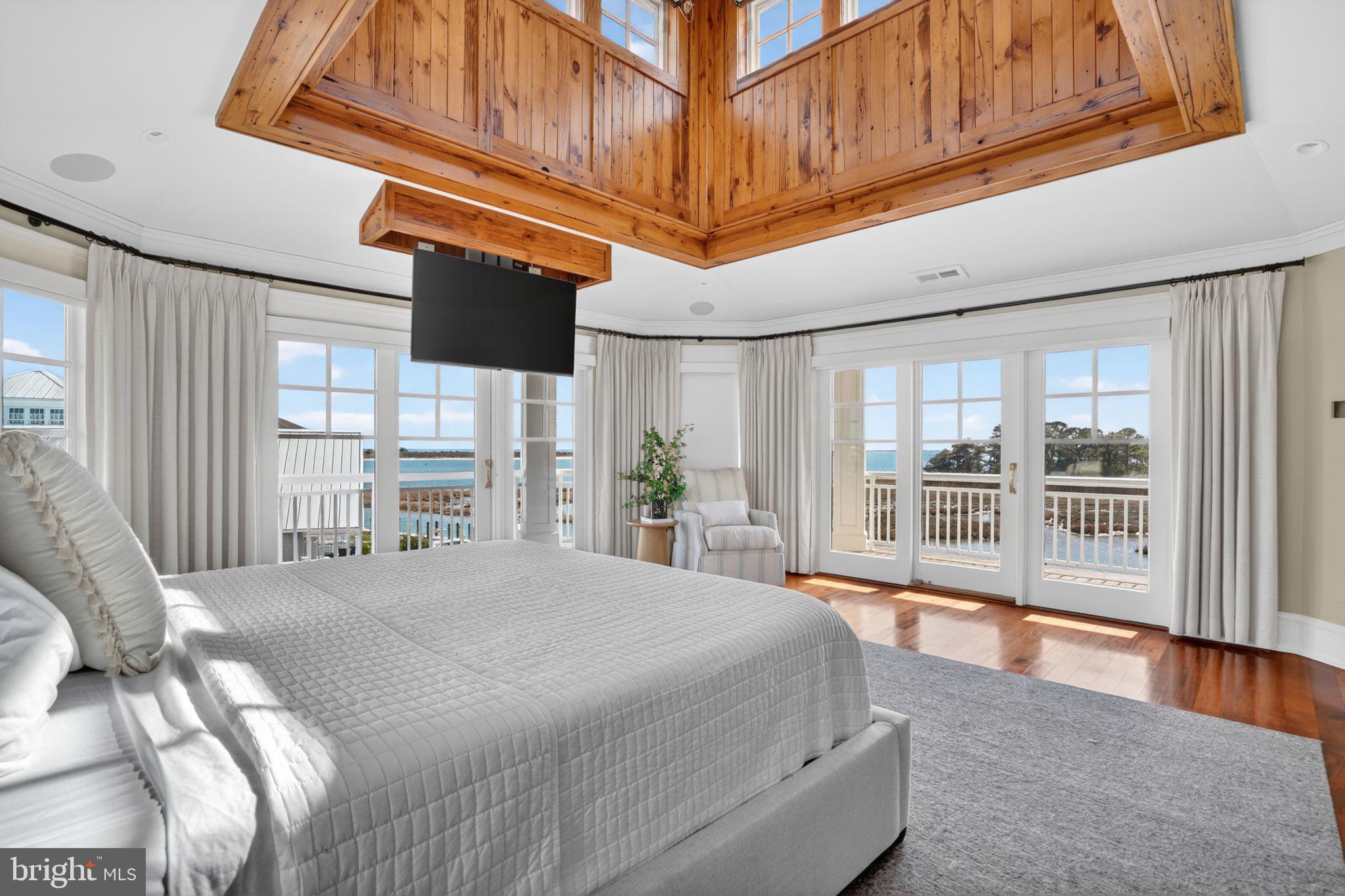 SEAPOINTE - Residential