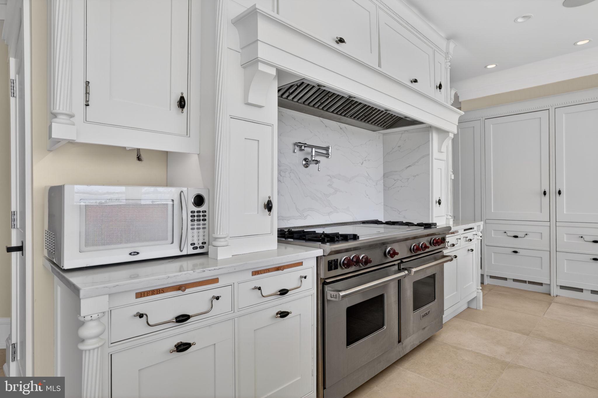 SEAPOINTE - Residential