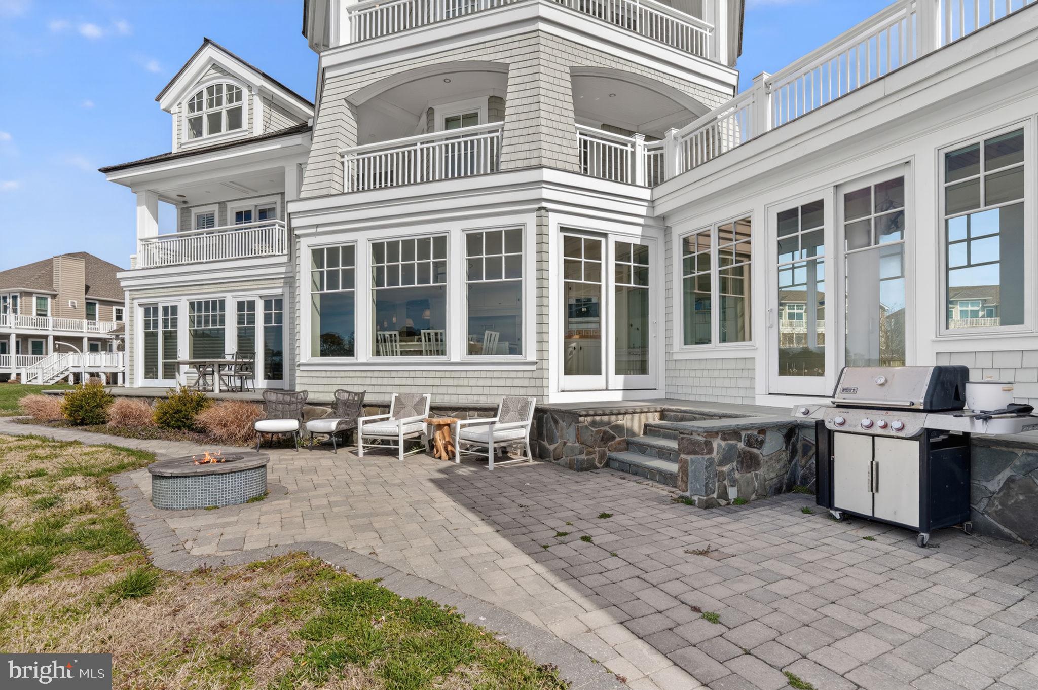 SEAPOINTE - Residential