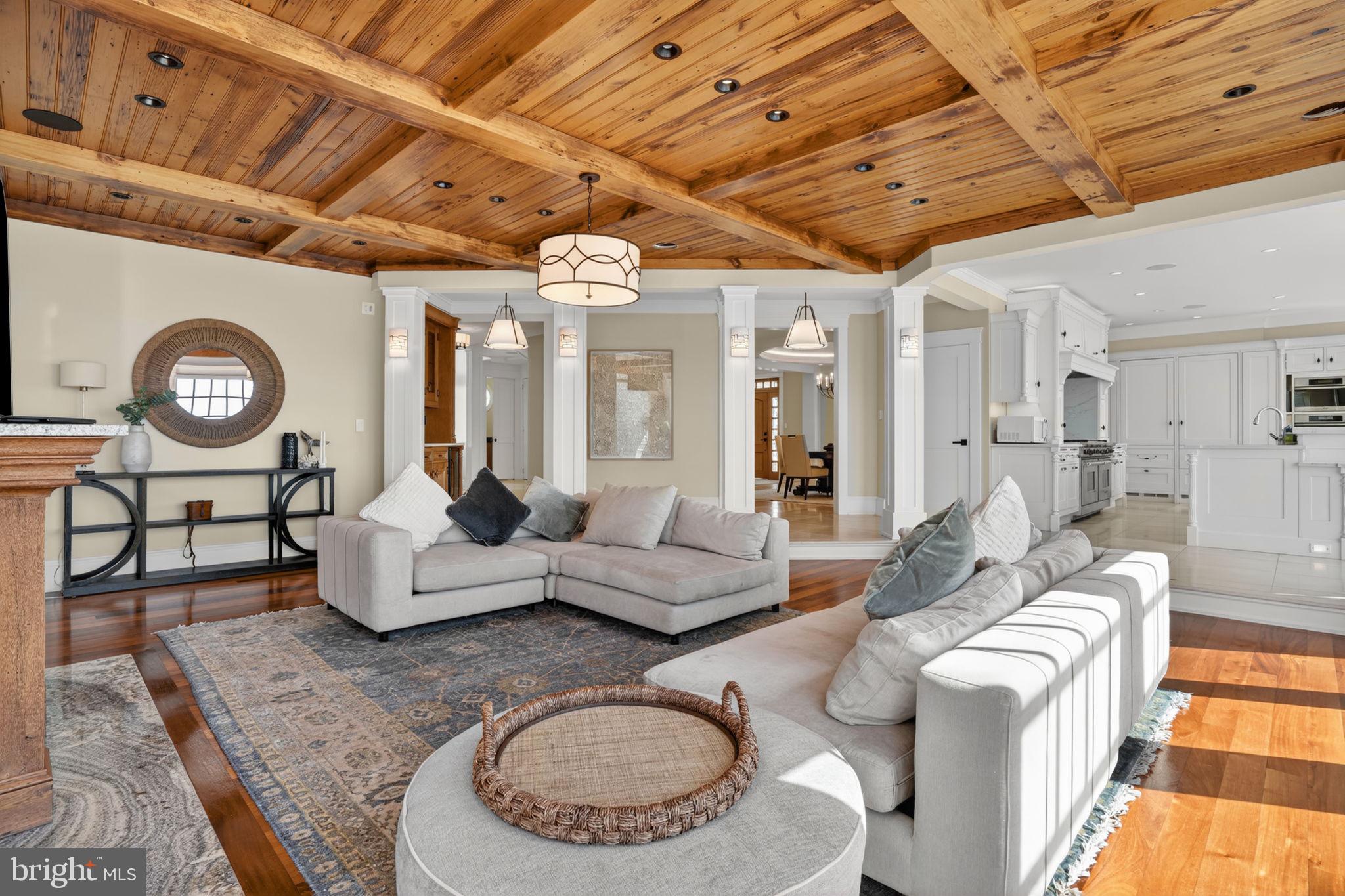 SEAPOINTE - Residential