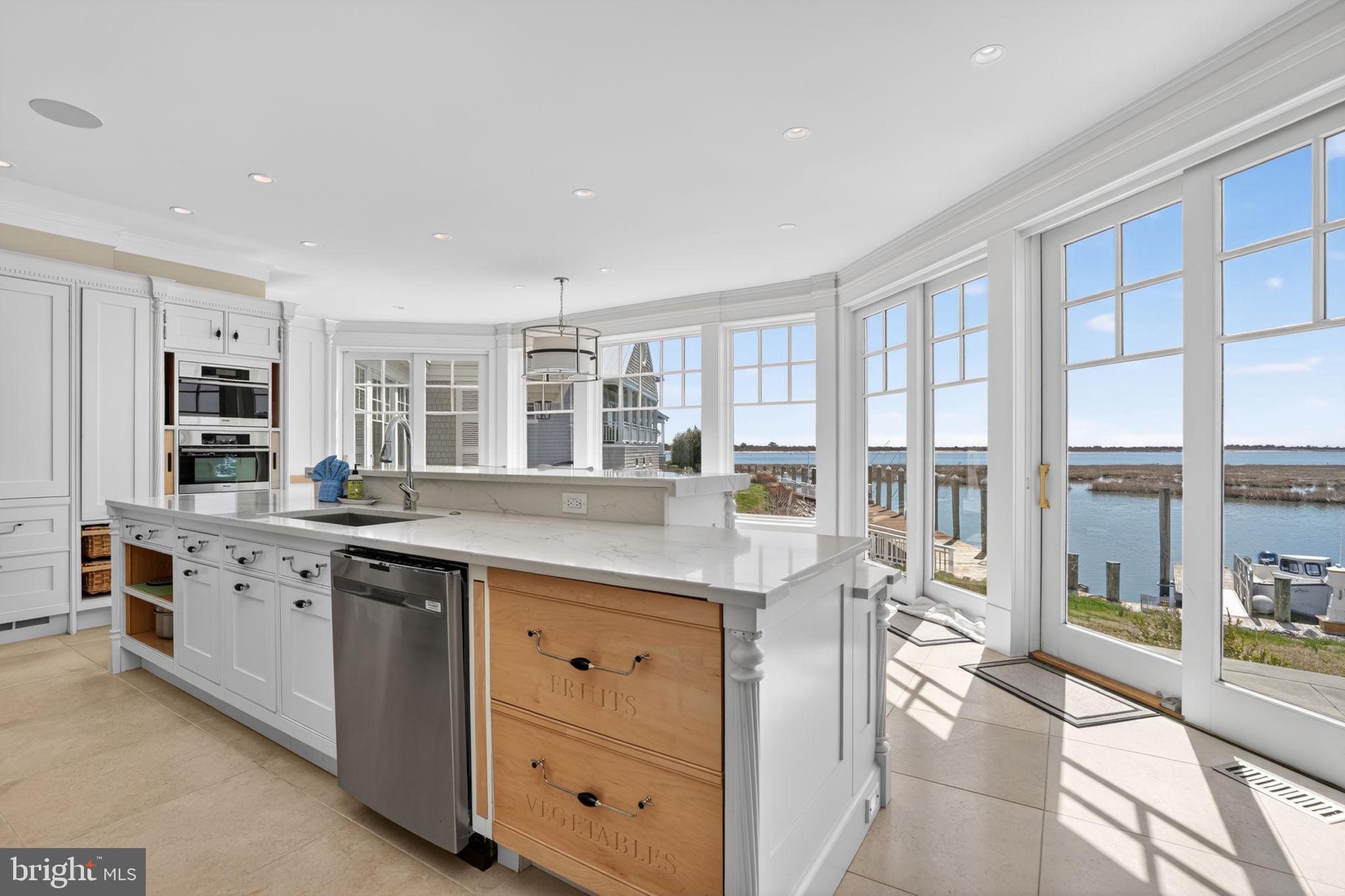 SEAPOINTE - Residential