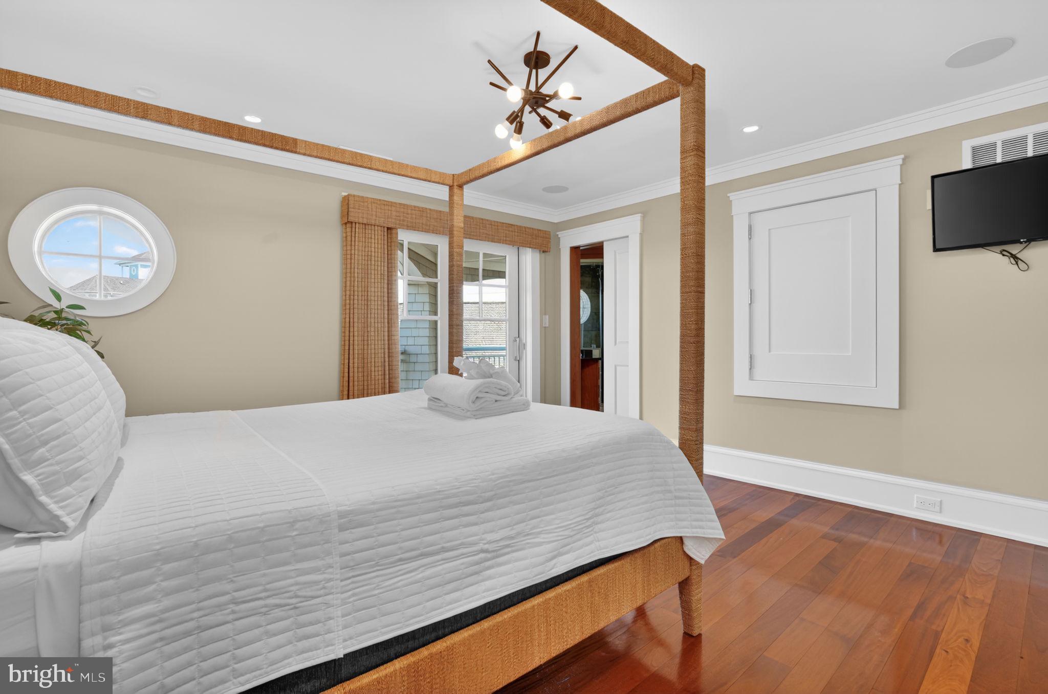 SEAPOINTE - Residential