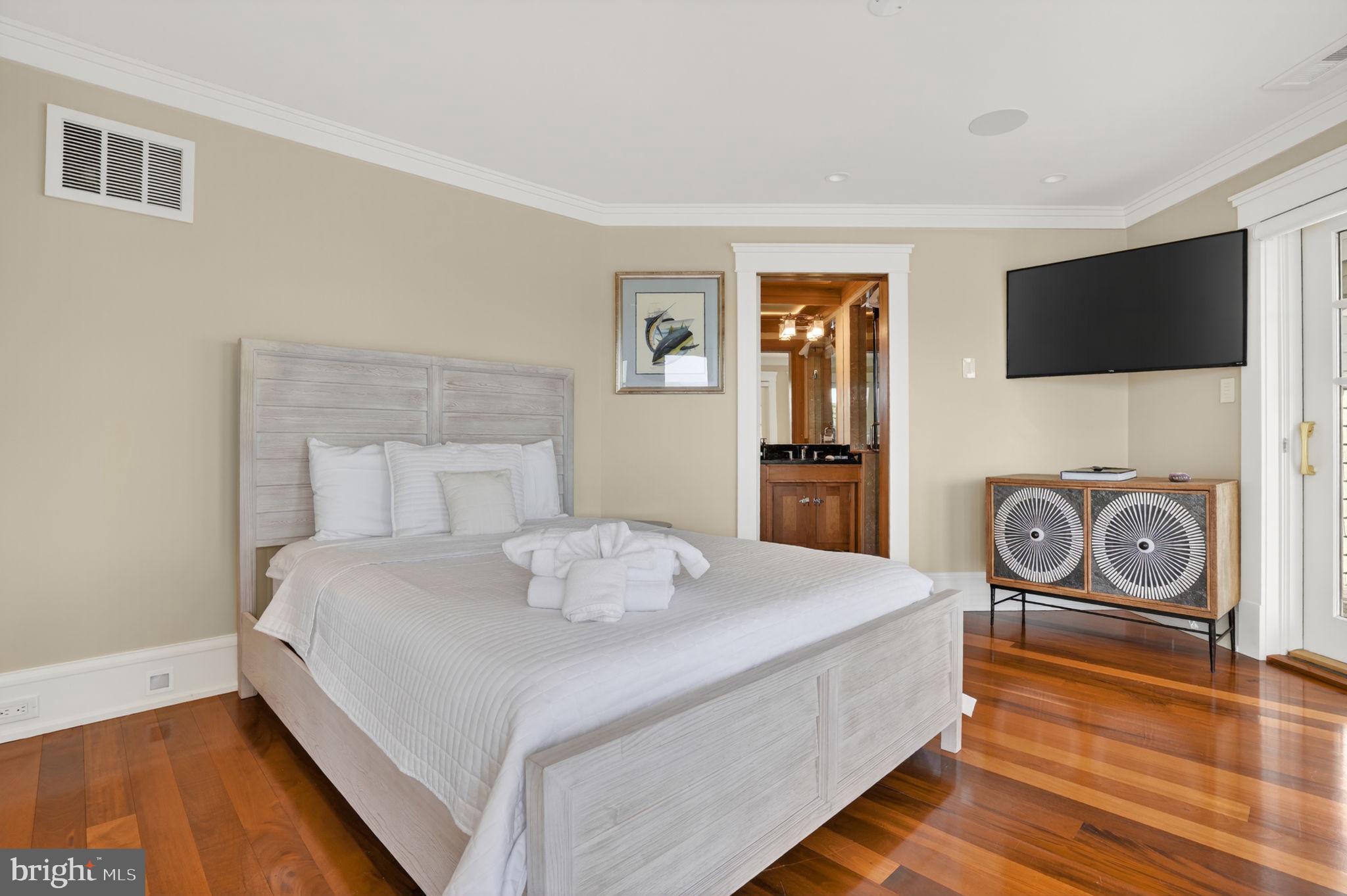 SEAPOINTE - Residential