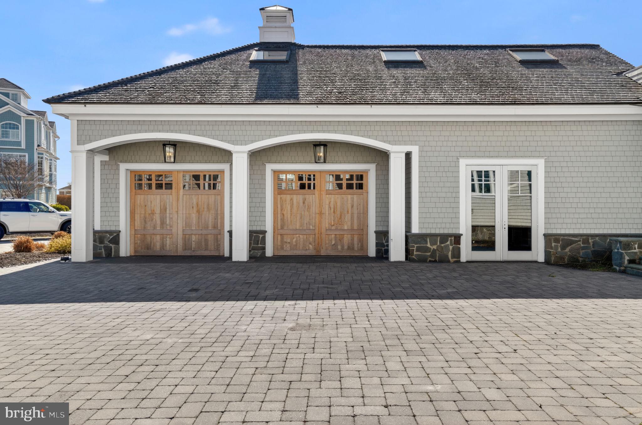 SEAPOINTE - Residential