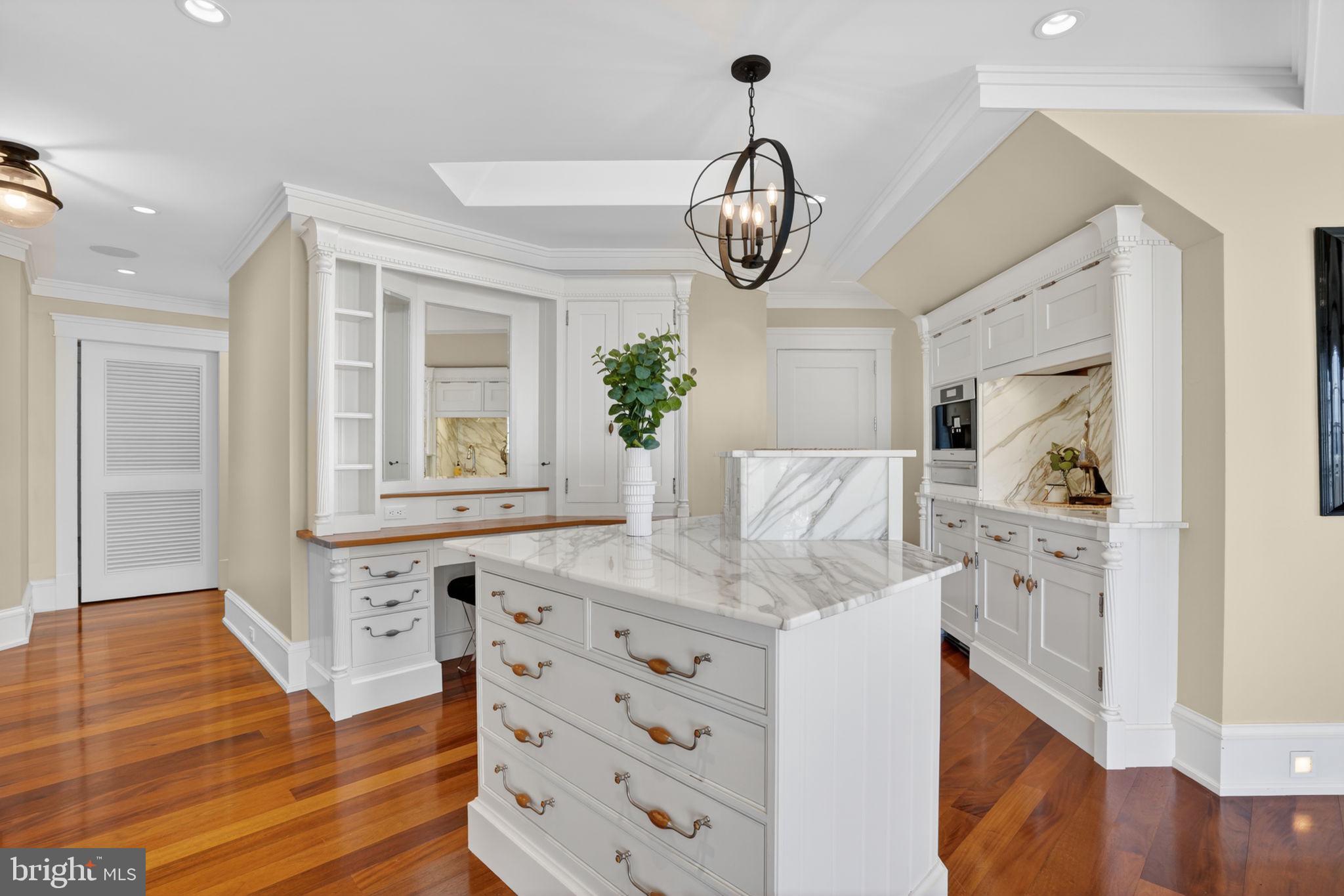 SEAPOINTE - Residential