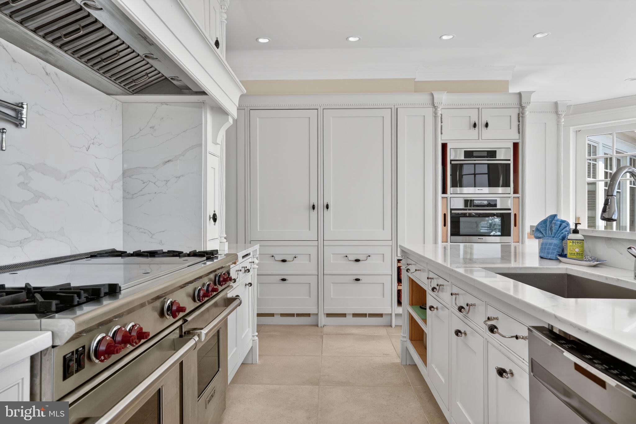 SEAPOINTE - Residential