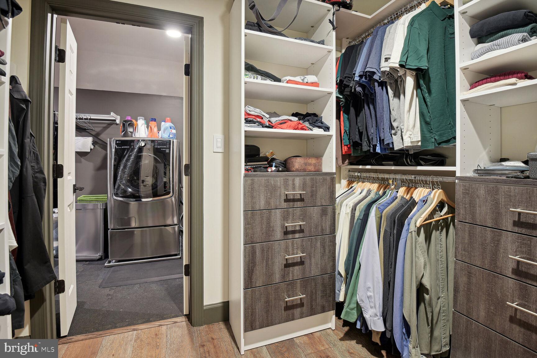 FALLSGROVE - Residential