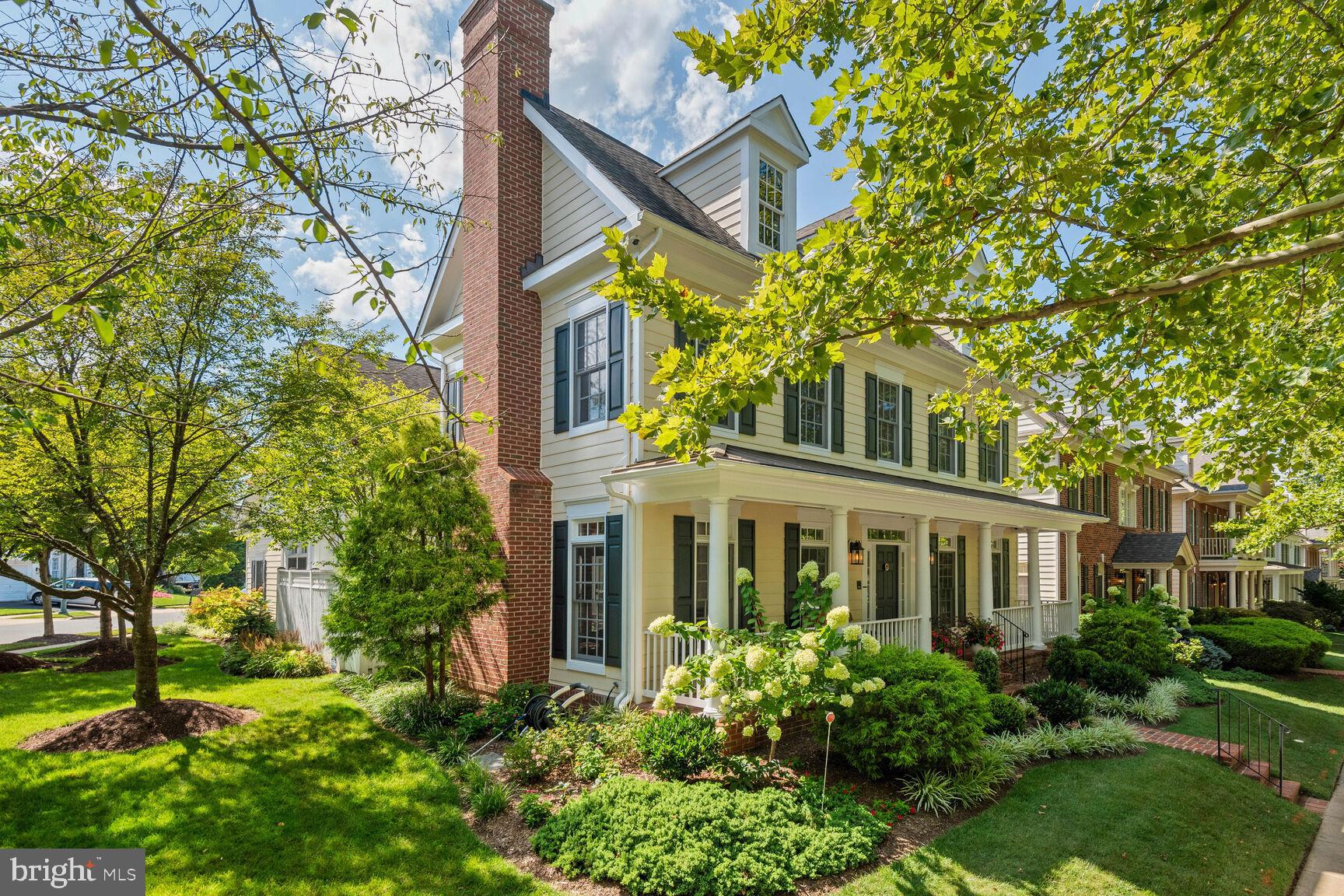 FALLSGROVE - Residential