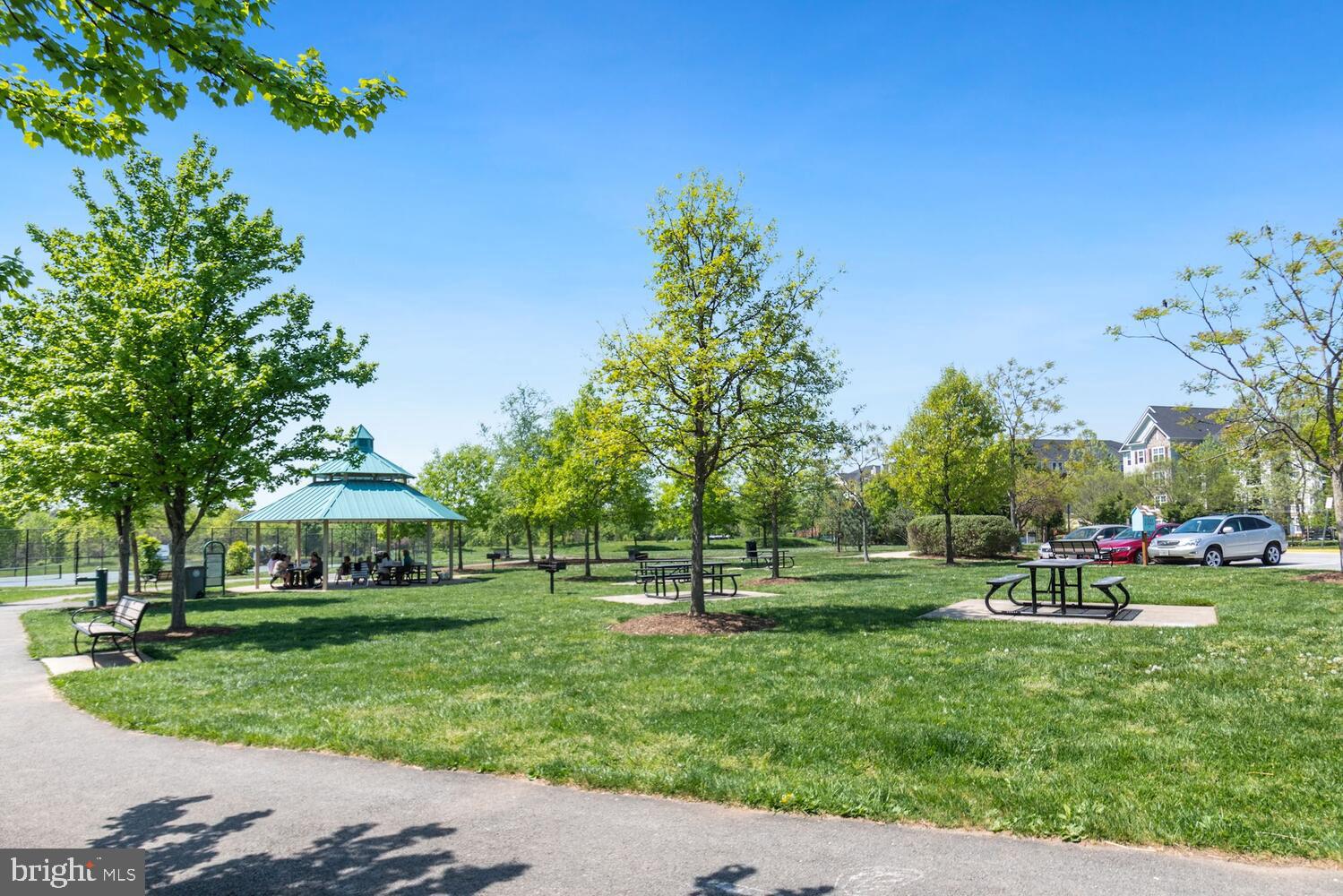 FALLSGROVE - Residential