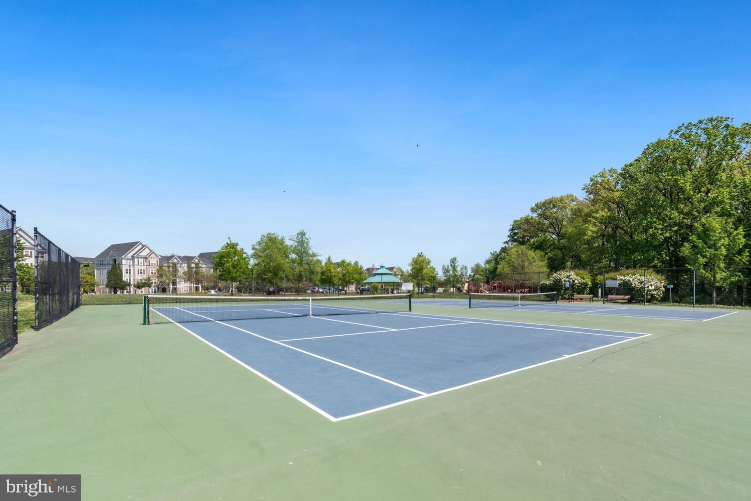 FALLSGROVE - Residential