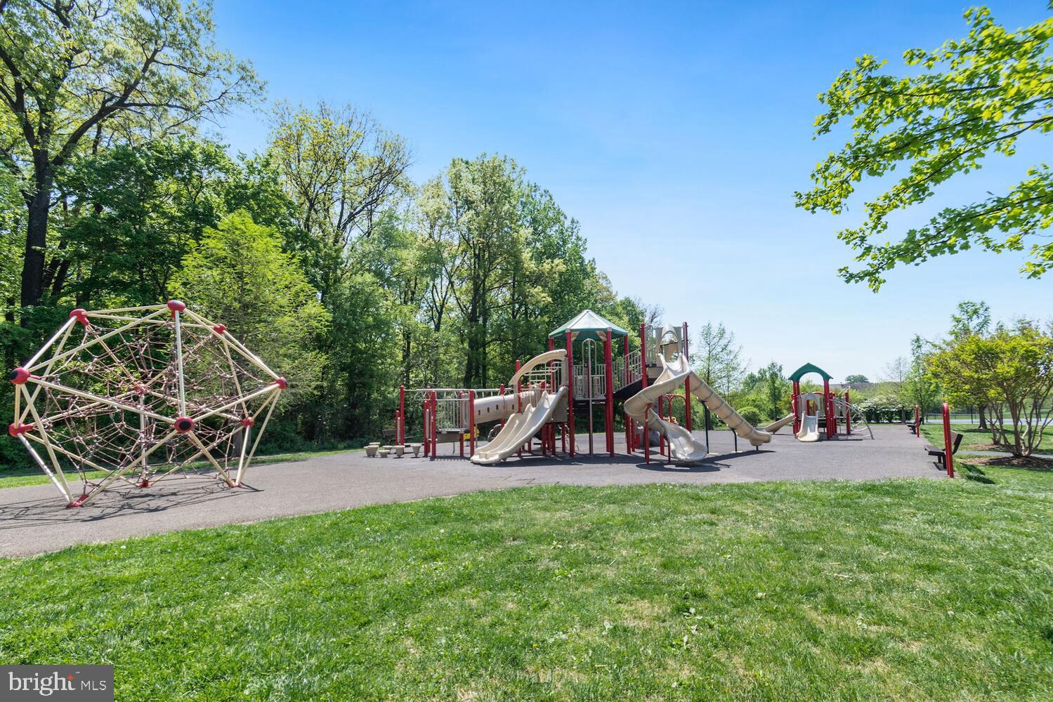 FALLSGROVE - Residential