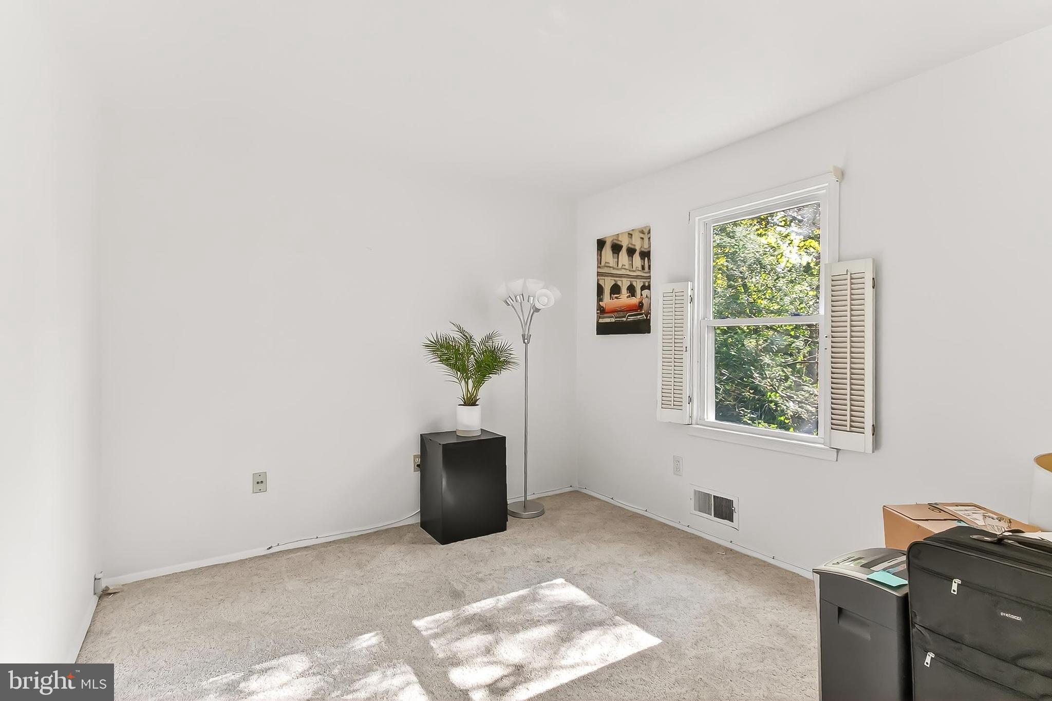 STRATTON WOODS - Residential