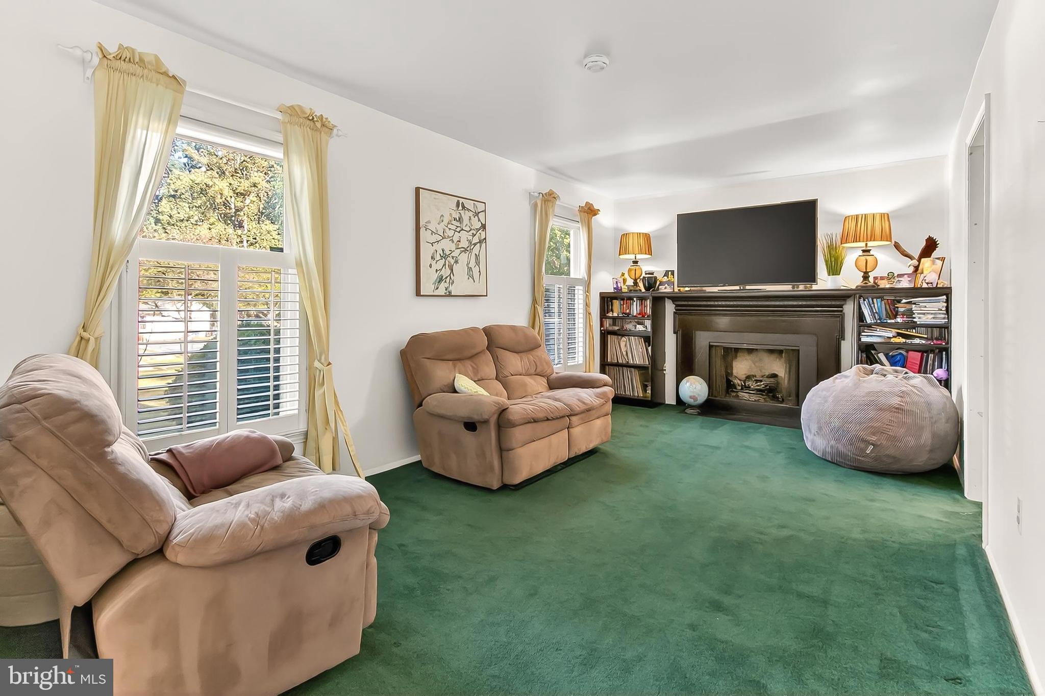 STRATTON WOODS - Residential