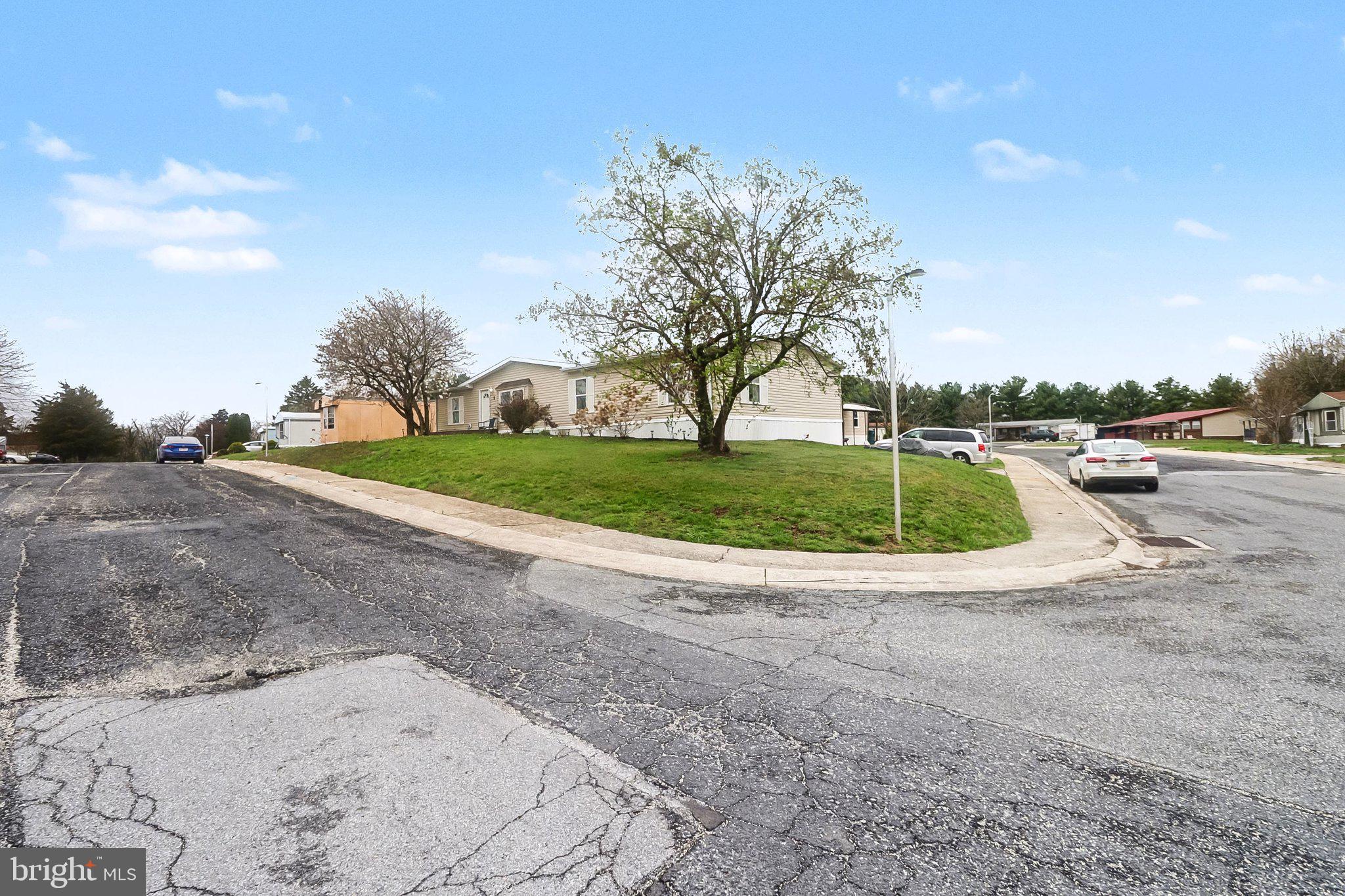 NORTHVIEW MANOR - Residential