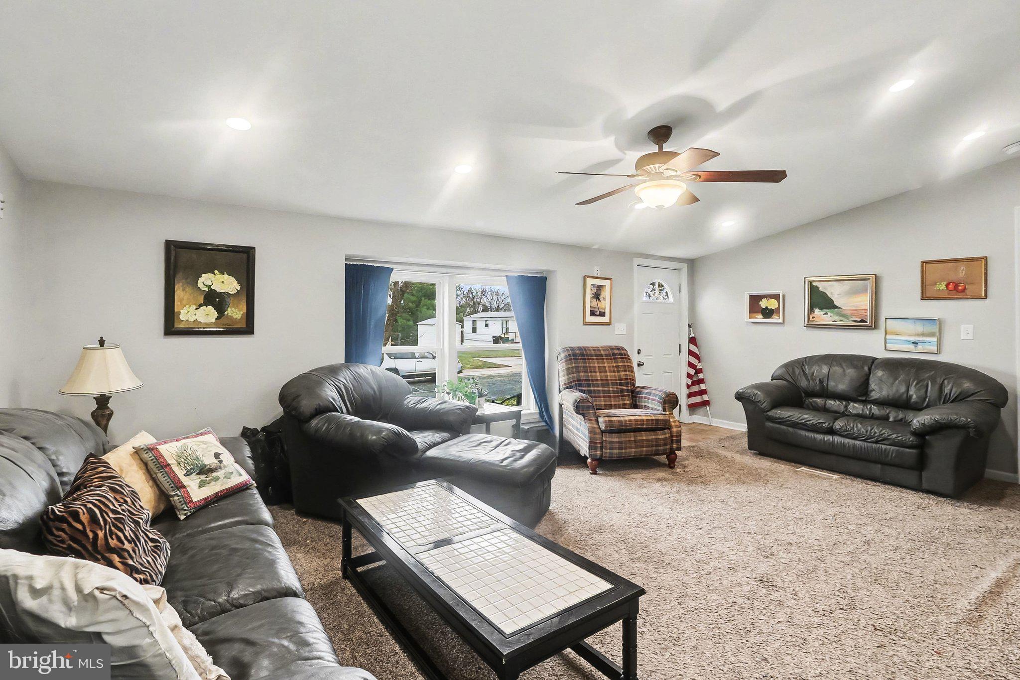 NORTHVIEW MANOR - Residential