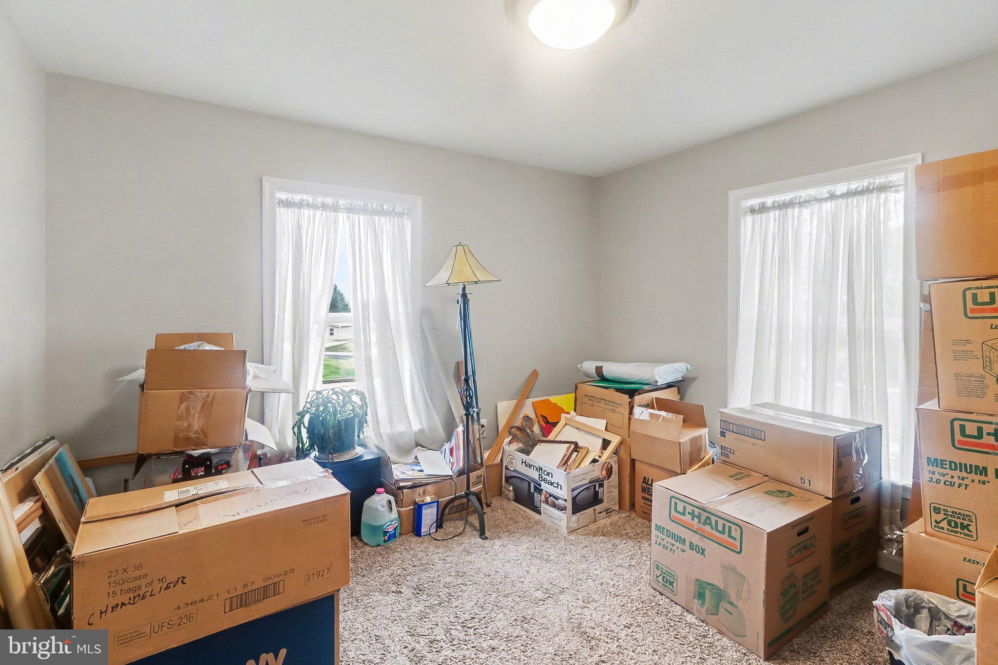 NORTHVIEW MANOR - Residential