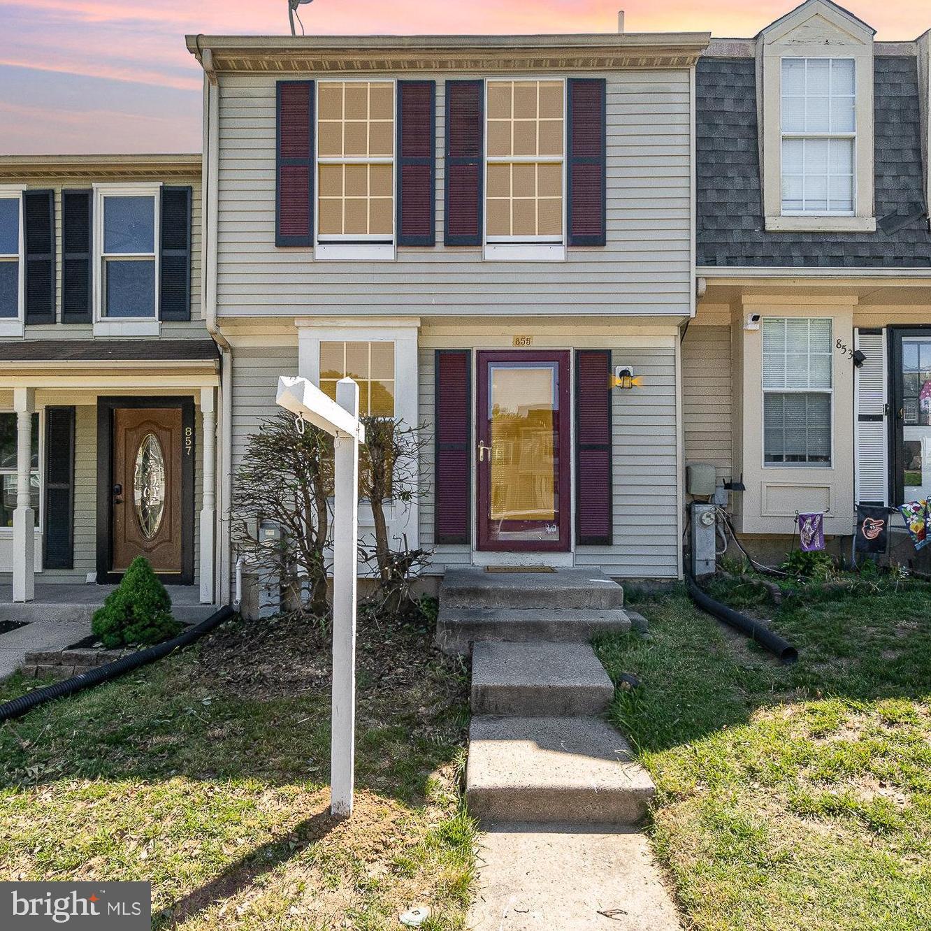 WOODBRIDGE CENTER - Residential