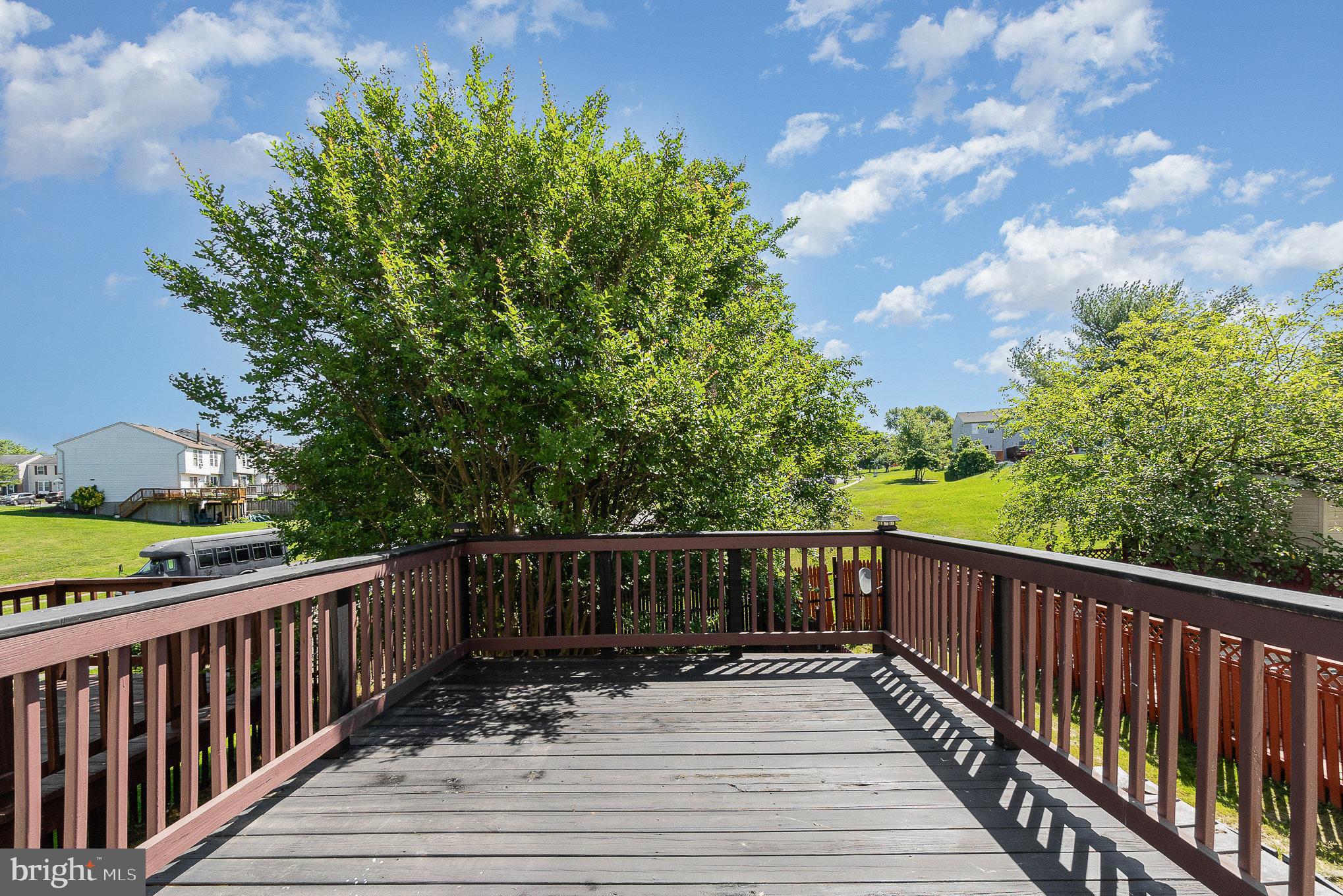 WOODBRIDGE CENTER - Residential