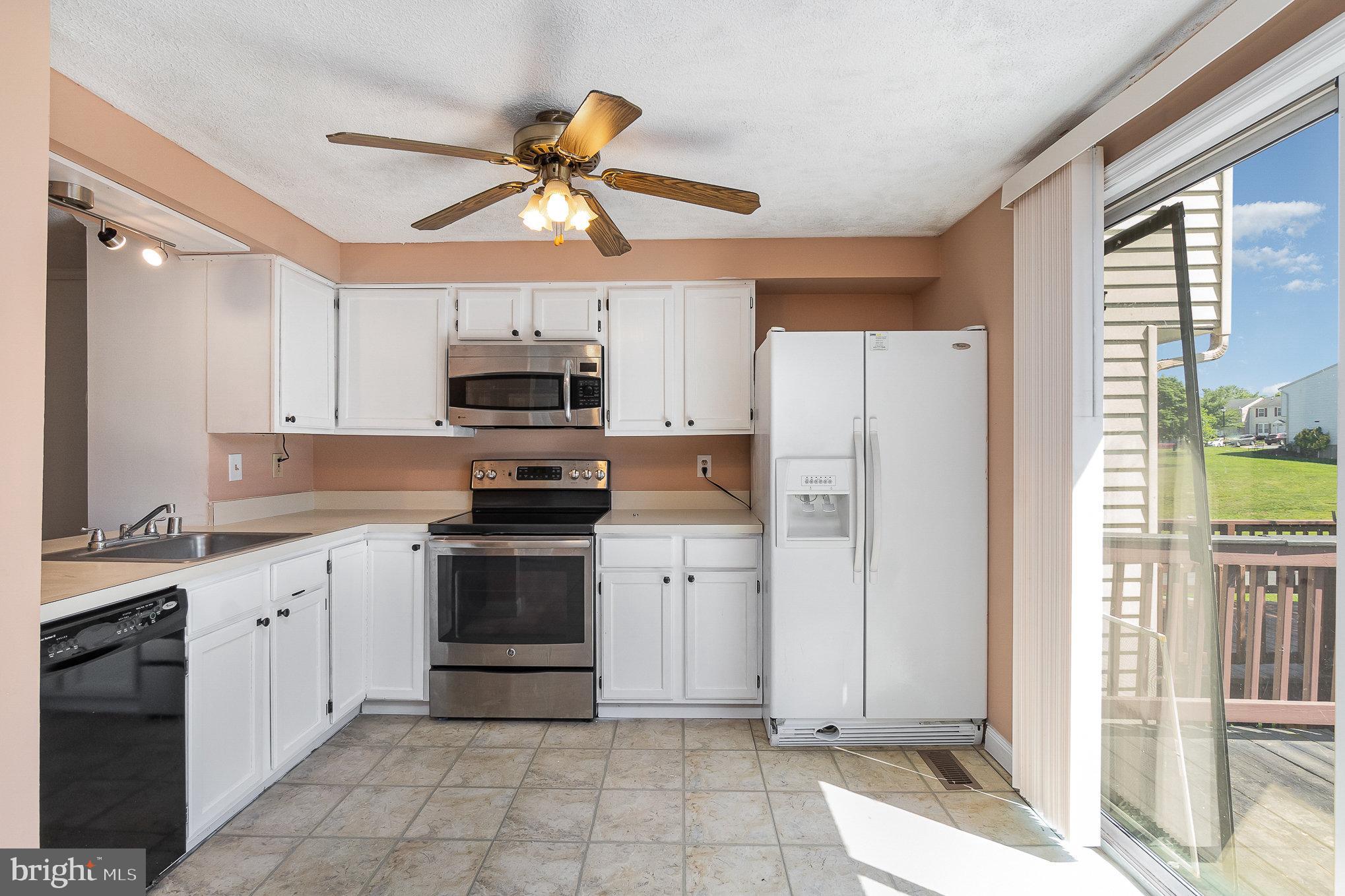 WOODBRIDGE CENTER - Residential