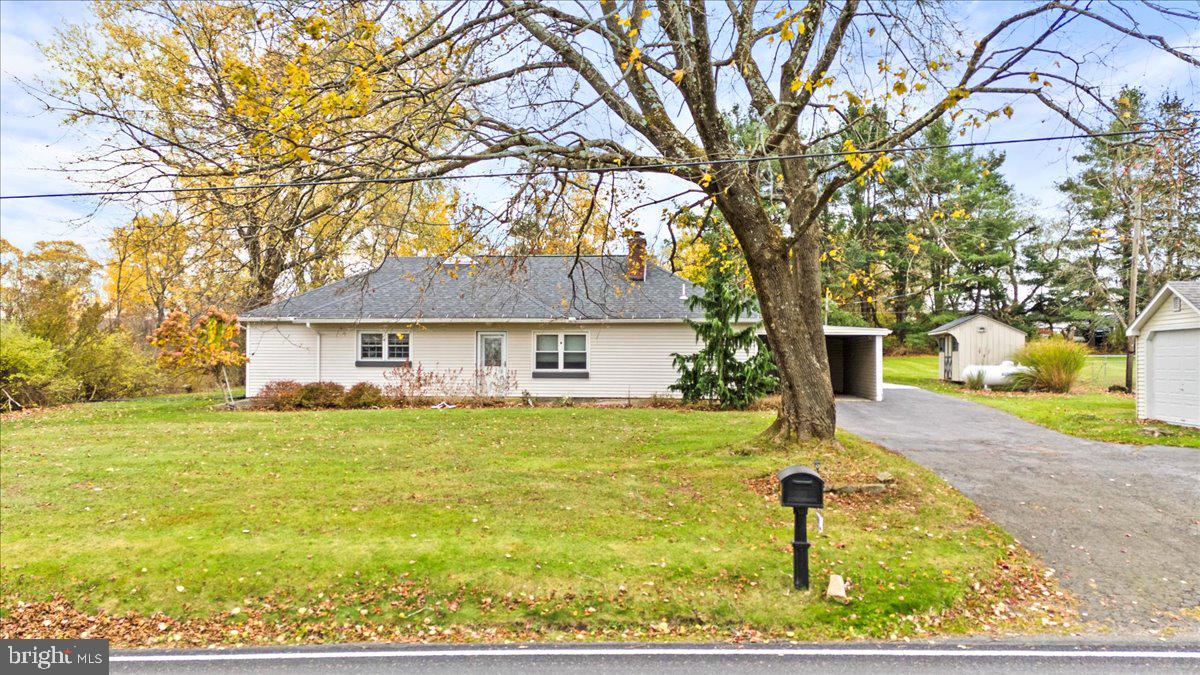 1215 COUNTRY CLUB ROAD