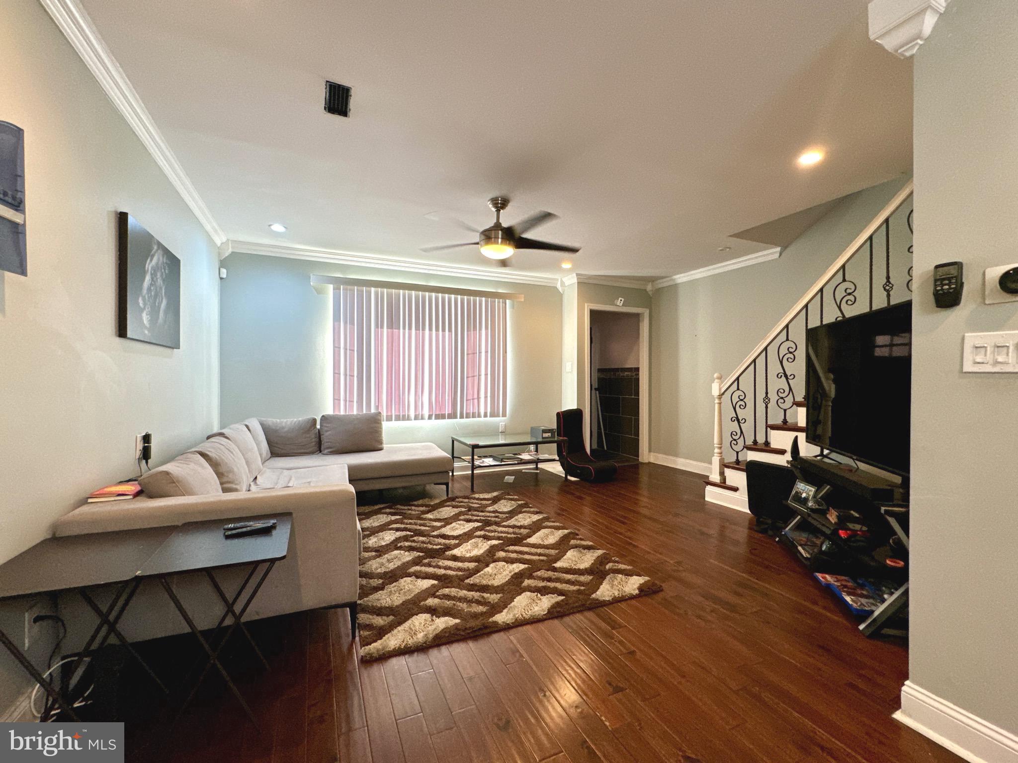 HOLMESBURG - Residential