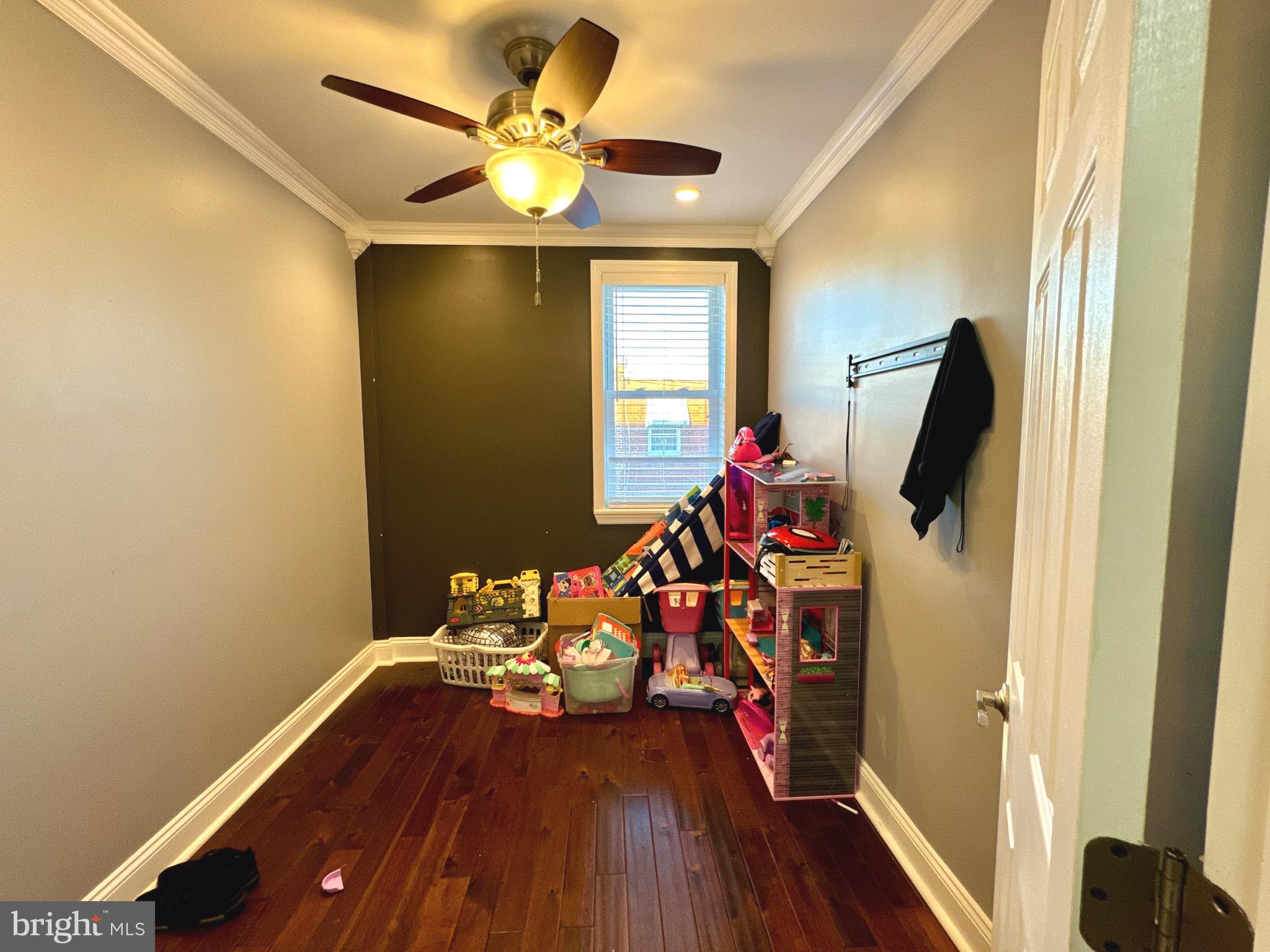 HOLMESBURG - Residential