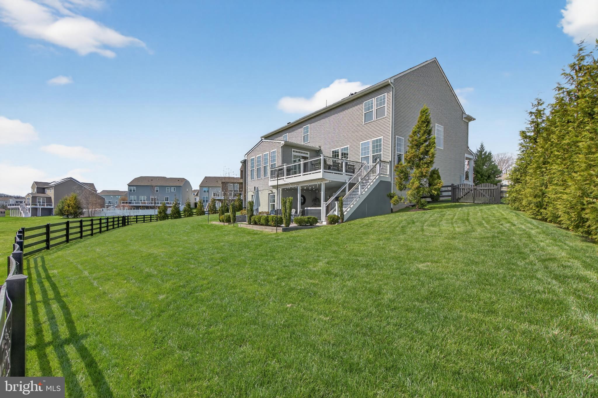 MCINTOSH - Residential