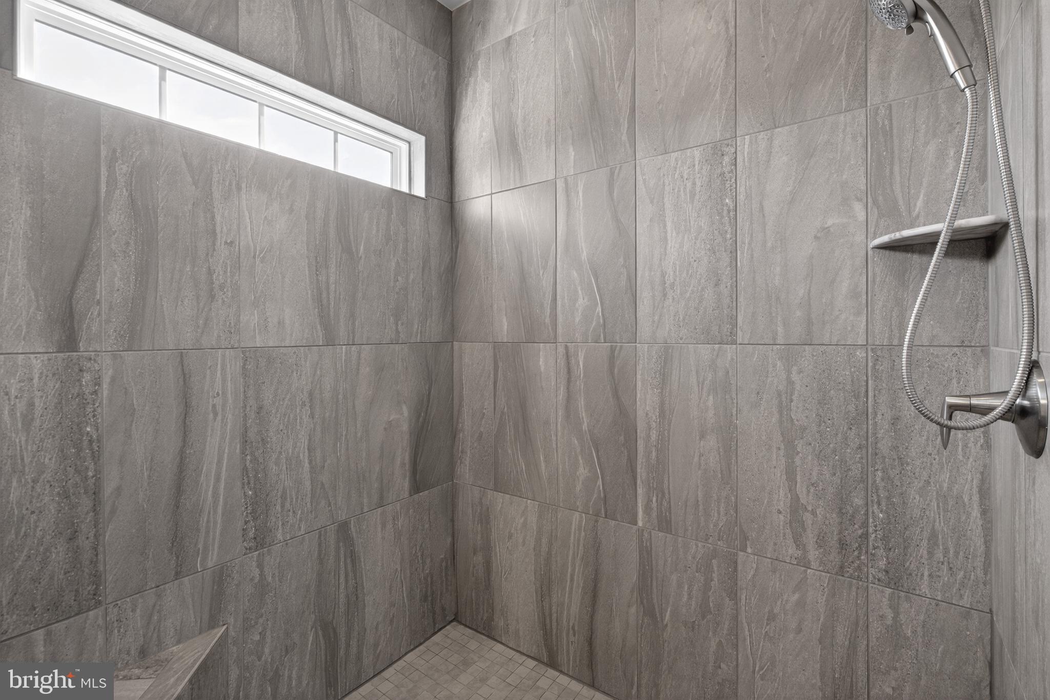 MCINTOSH - Residential